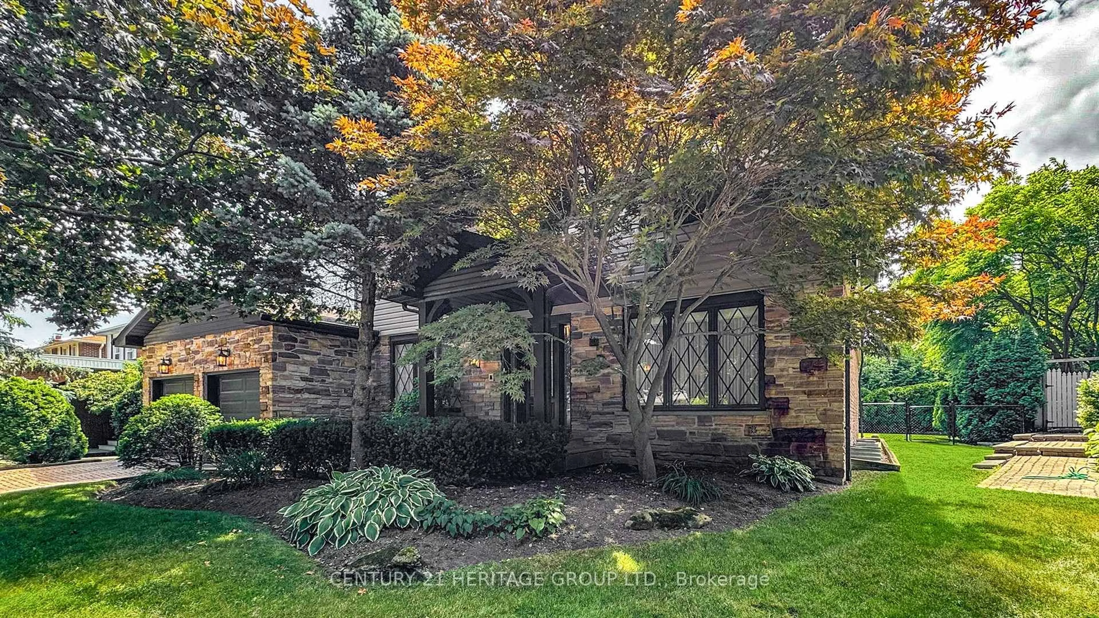 Unknown for 280 Henderson Ave, Markham Ontario L3T 2M2