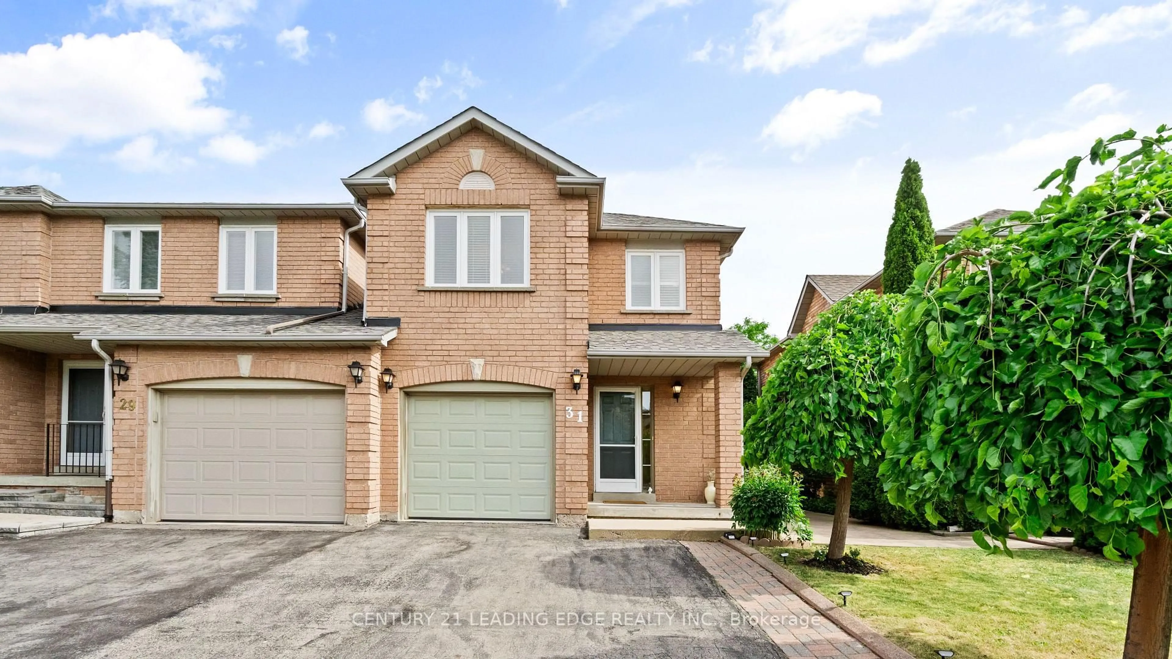 Home with brick exterior material, street for 31 Tumbleweed Crt, Vaughan Ontario L4L 8Y5