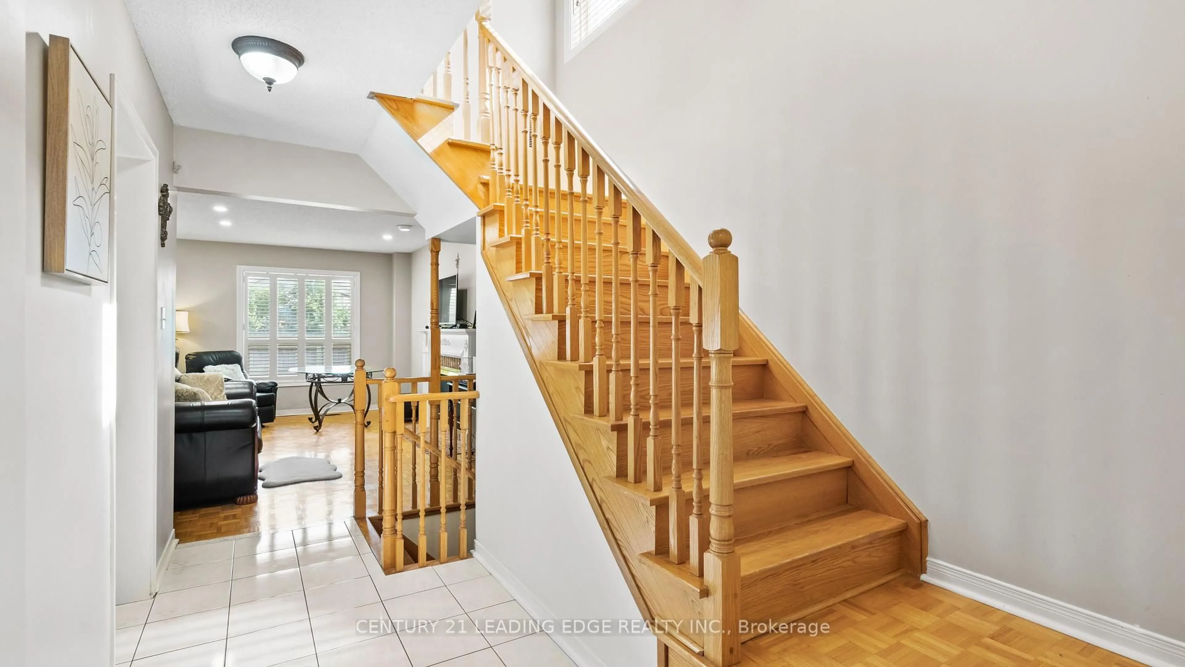 Stairs for 31 Tumbleweed Crt, Vaughan Ontario L4L 8Y5
