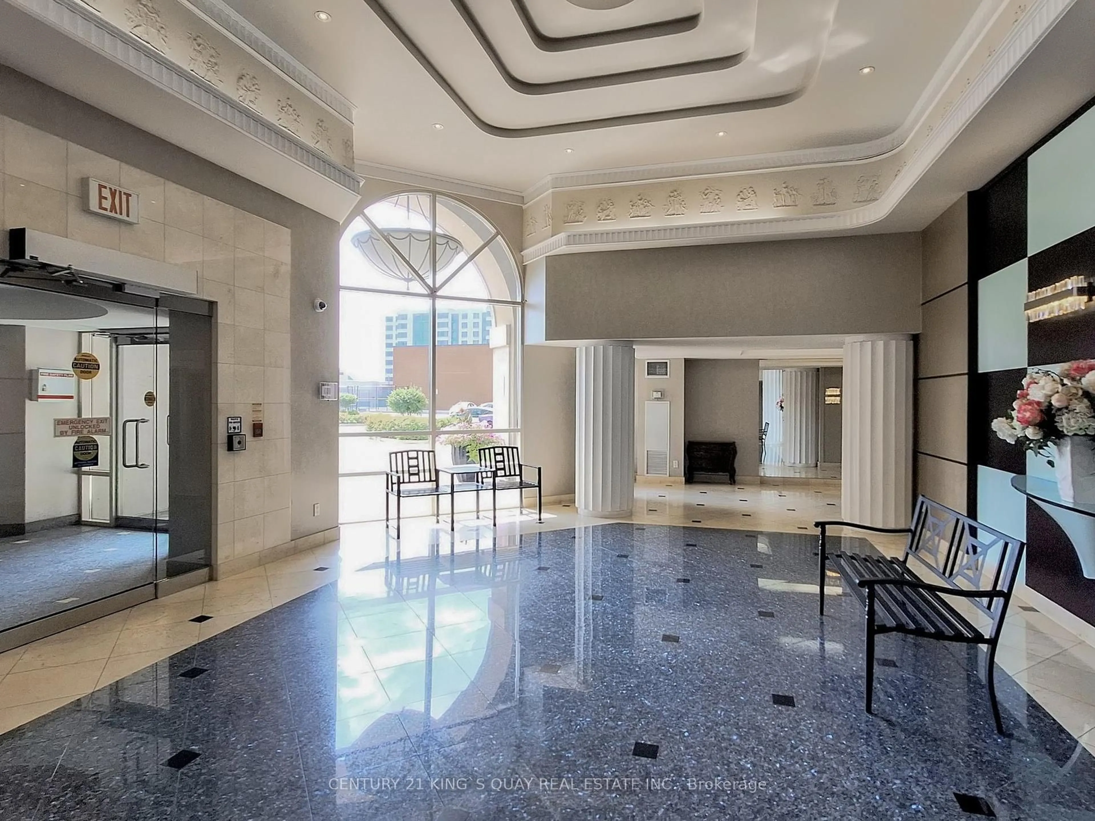 Lobby for 9015 Leslie St #309, Richmond Hill Ontario L4B 4J8