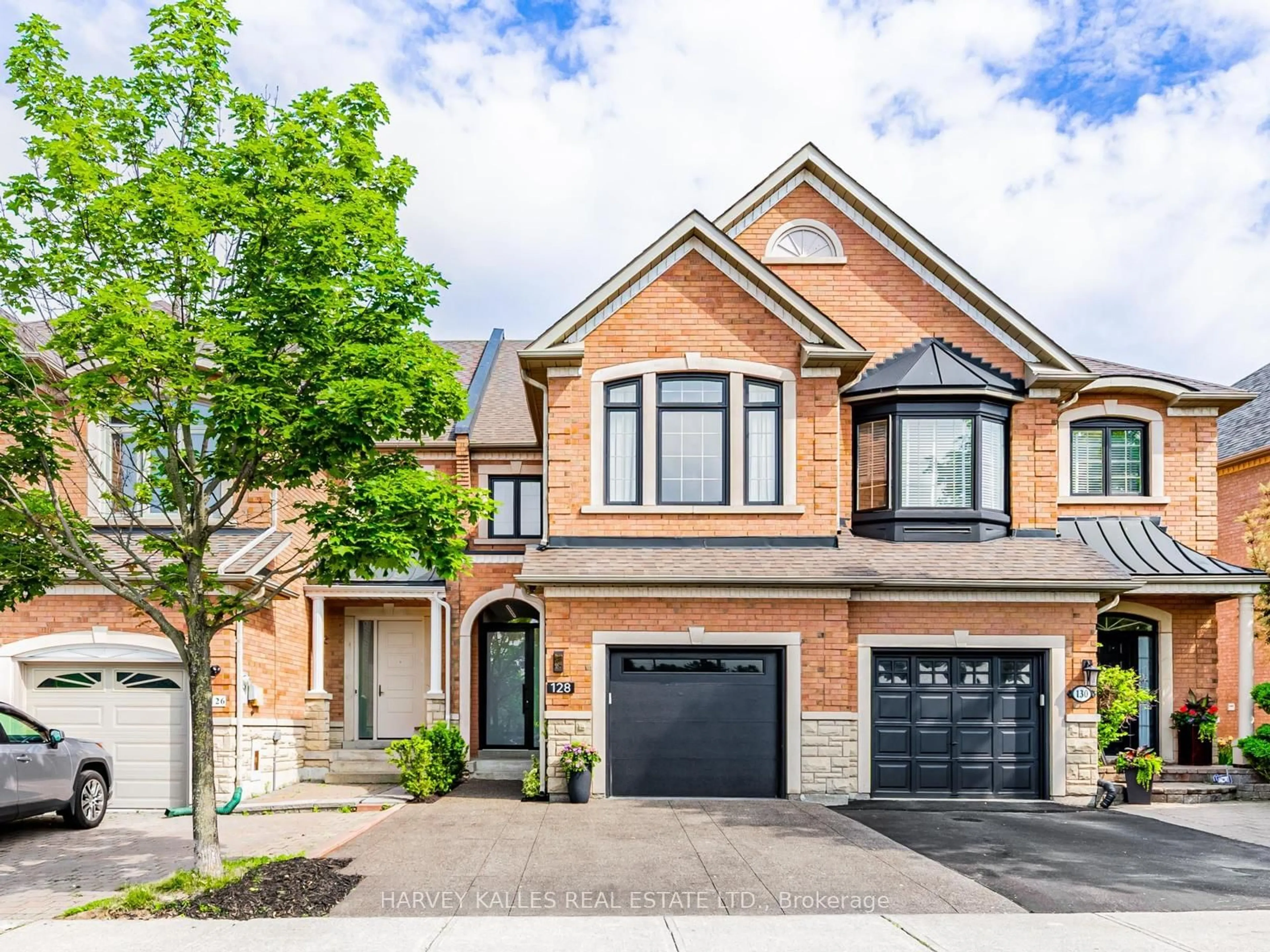 Home with brick exterior material, street for 128 Kingsbridge Circ, Vaughan Ontario L4J 8P2