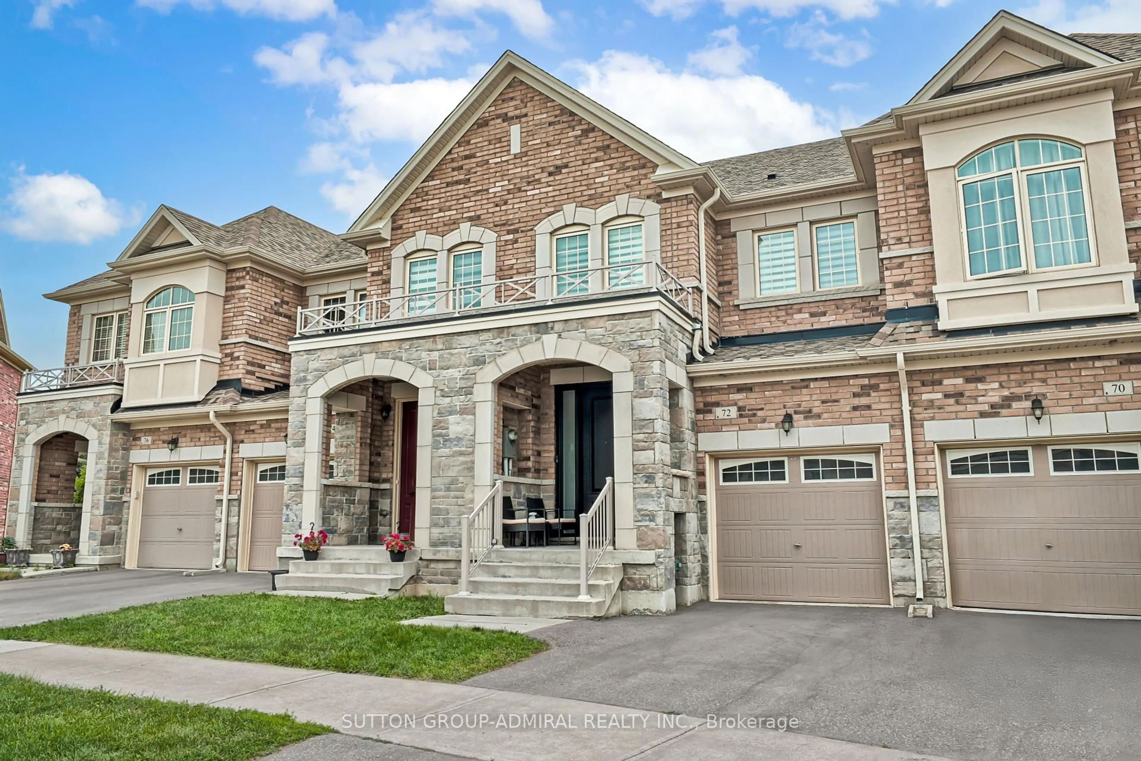 Home with brick exterior material, street for 72 Drizzel Cres, Richmond Hill Ontario L4E 1G8