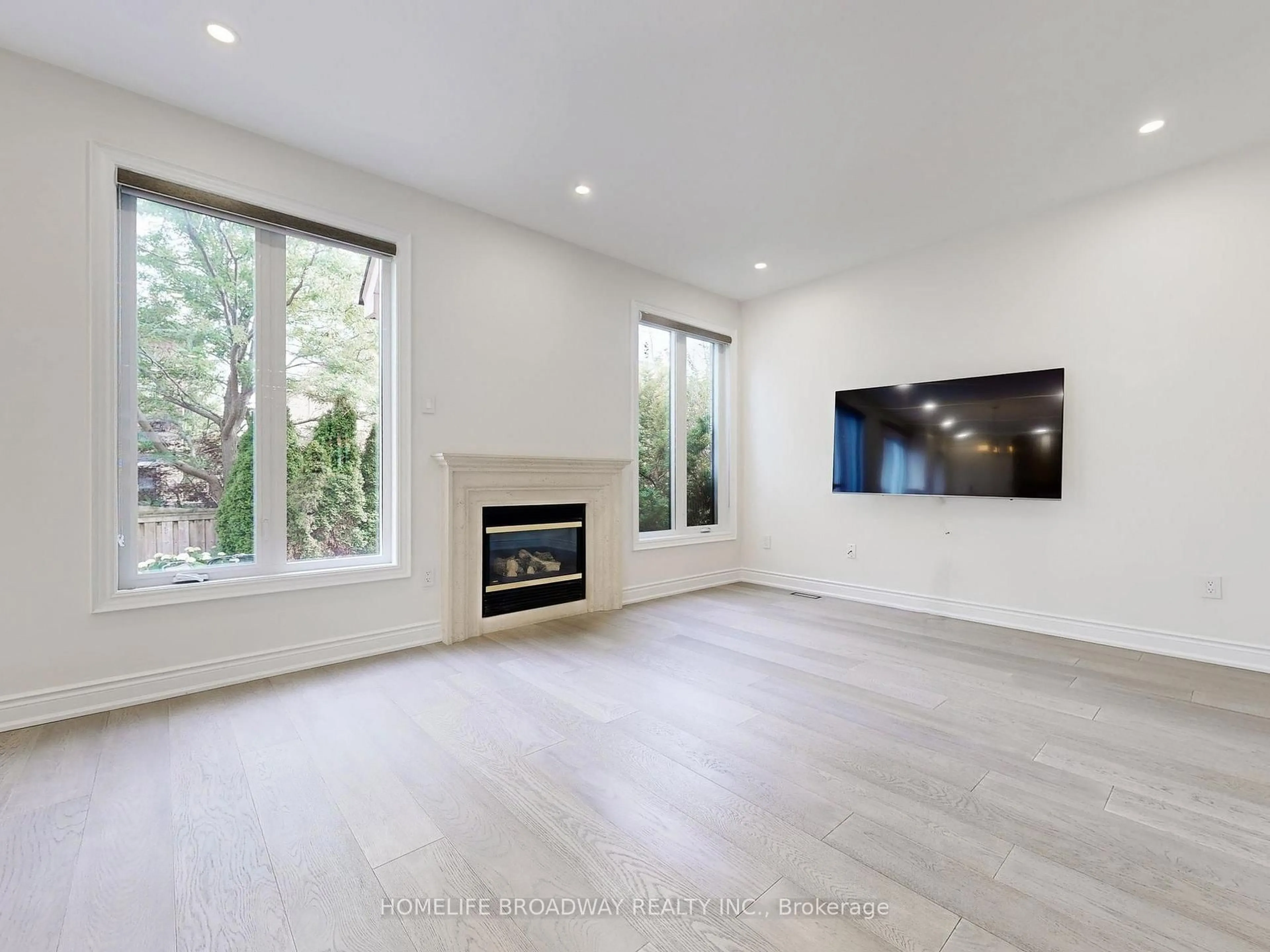 A pic of a room for 27 Morisot Ave, Vaughan Ontario L4J 9H4