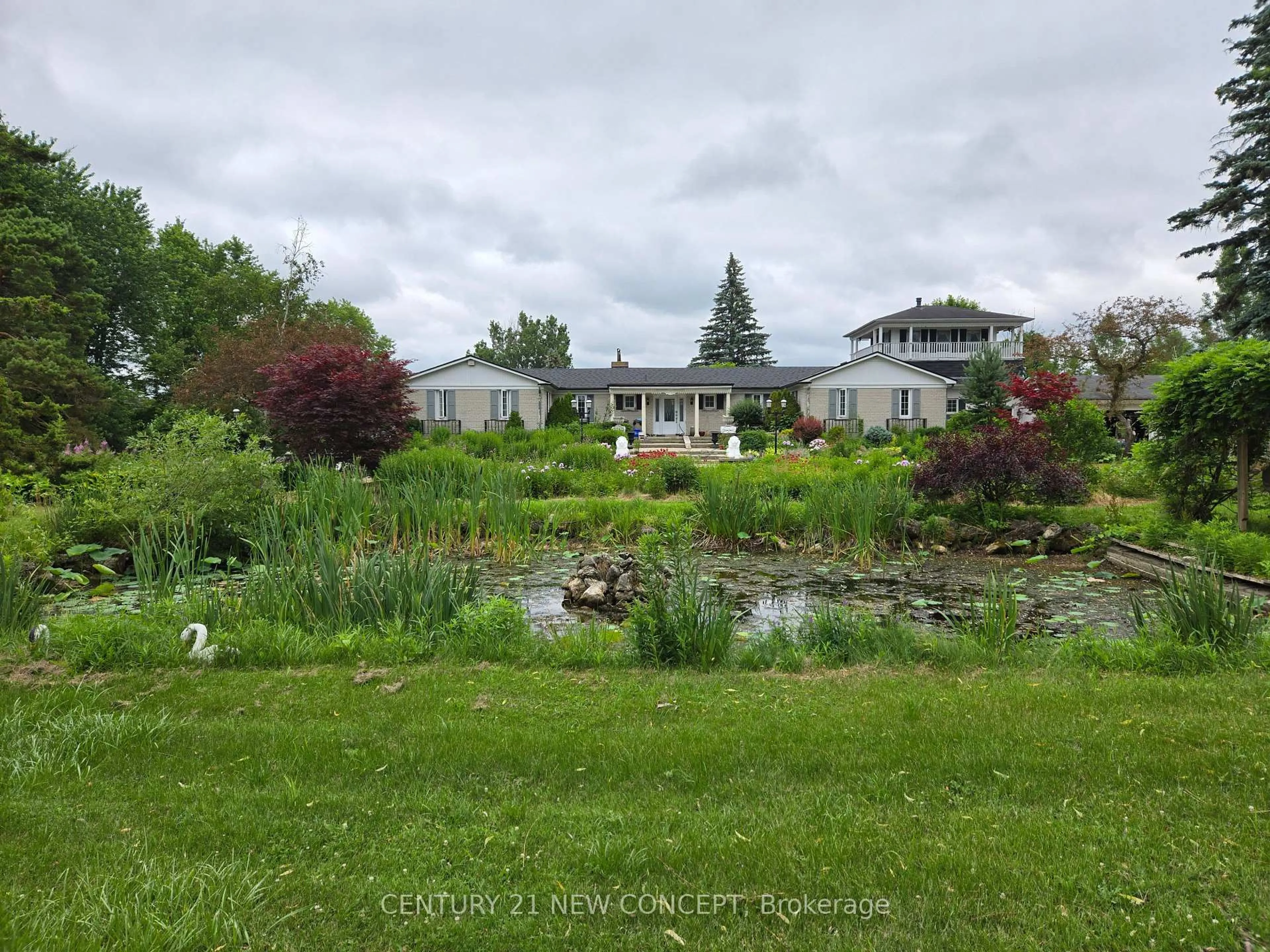 A pic from outside/outdoor area/front of a property/back of a property/a pic from drone, water/lake/river/ocean view for 3569 Bethesda Rd, Whitchurch-Stouffville Ontario L4A 3Z4