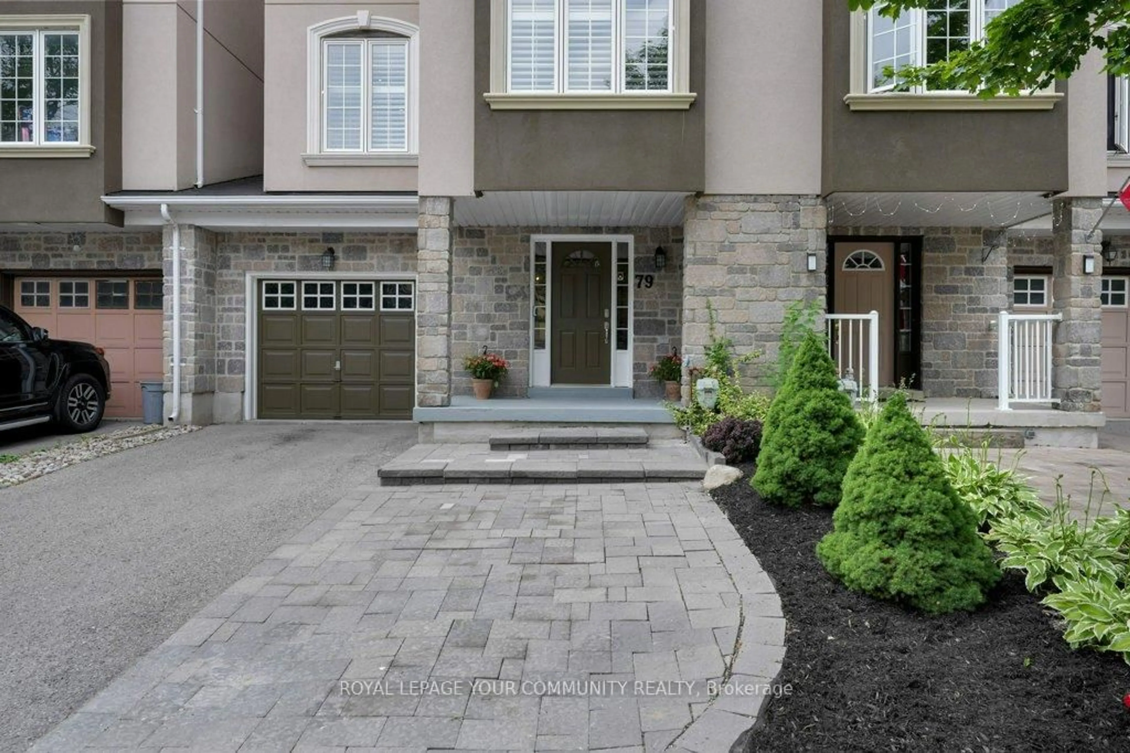 Unknown for 79 Gail Parks Cres, Newmarket Ontario L3X 3B9