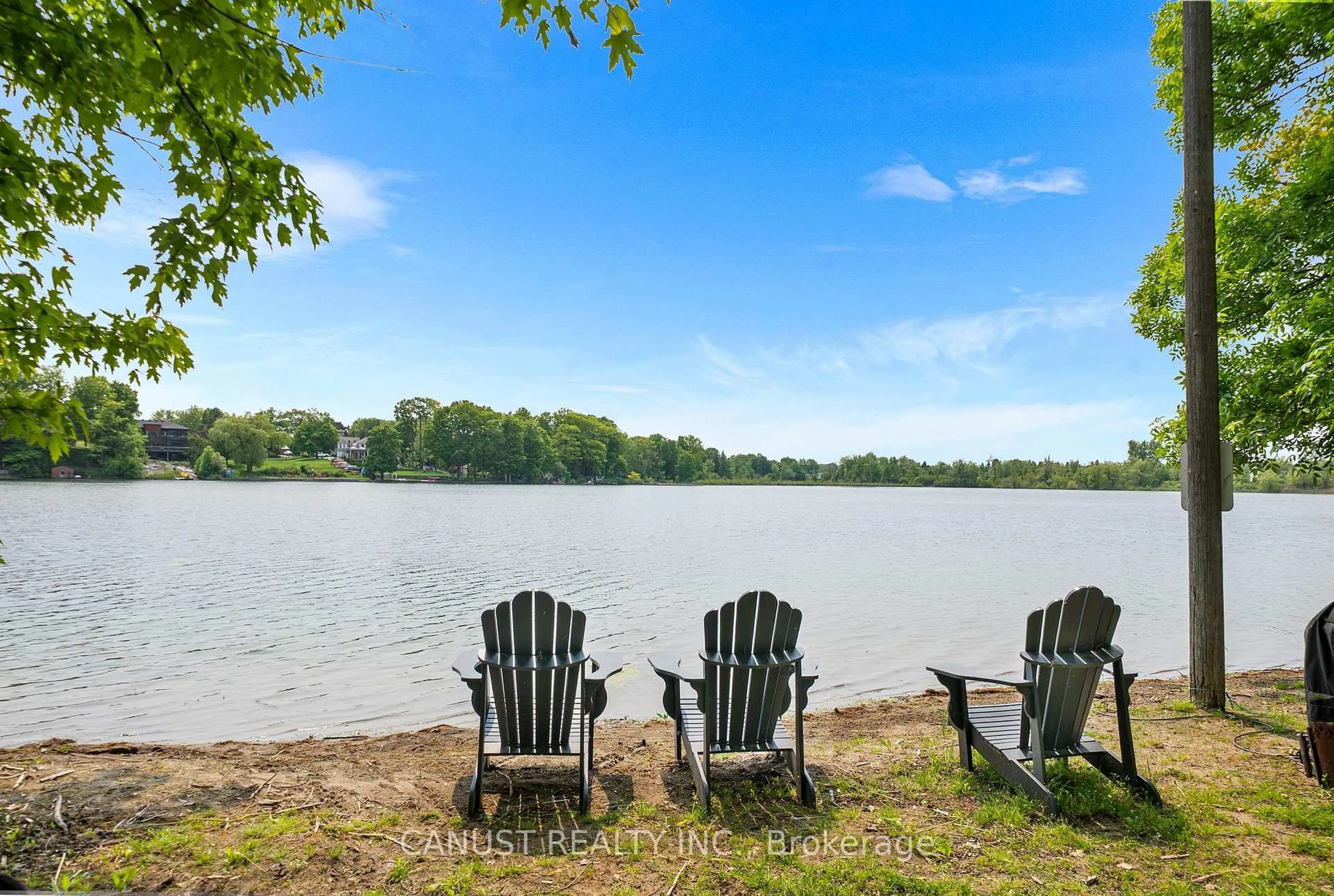 Patio, water/lake/river/ocean view for 30 Parkhill Dr, Whitchurch-Stouffville Ontario L4A 2G1