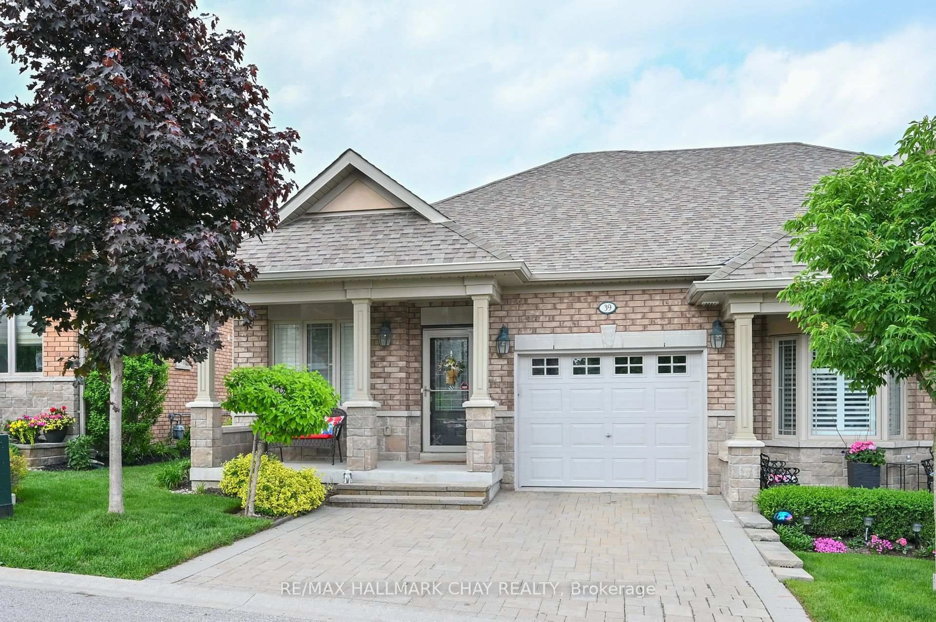 Home with brick exterior material, street for 39 Westmount Dr, New Tecumseth Ontario L9R 0P5