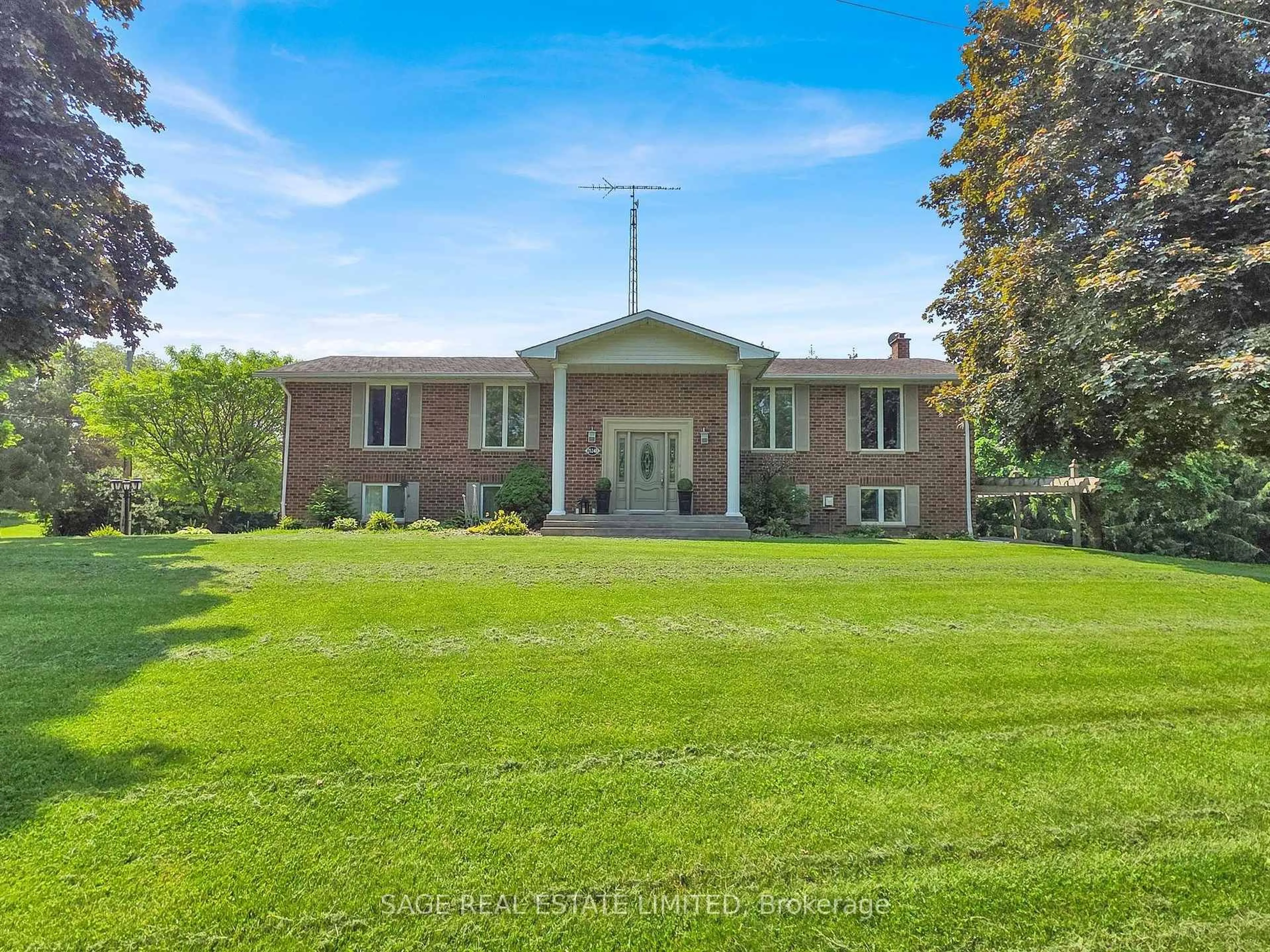 Home with brick exterior material, unknown for 15240 12th Concession, King Ontario L7E 5R7