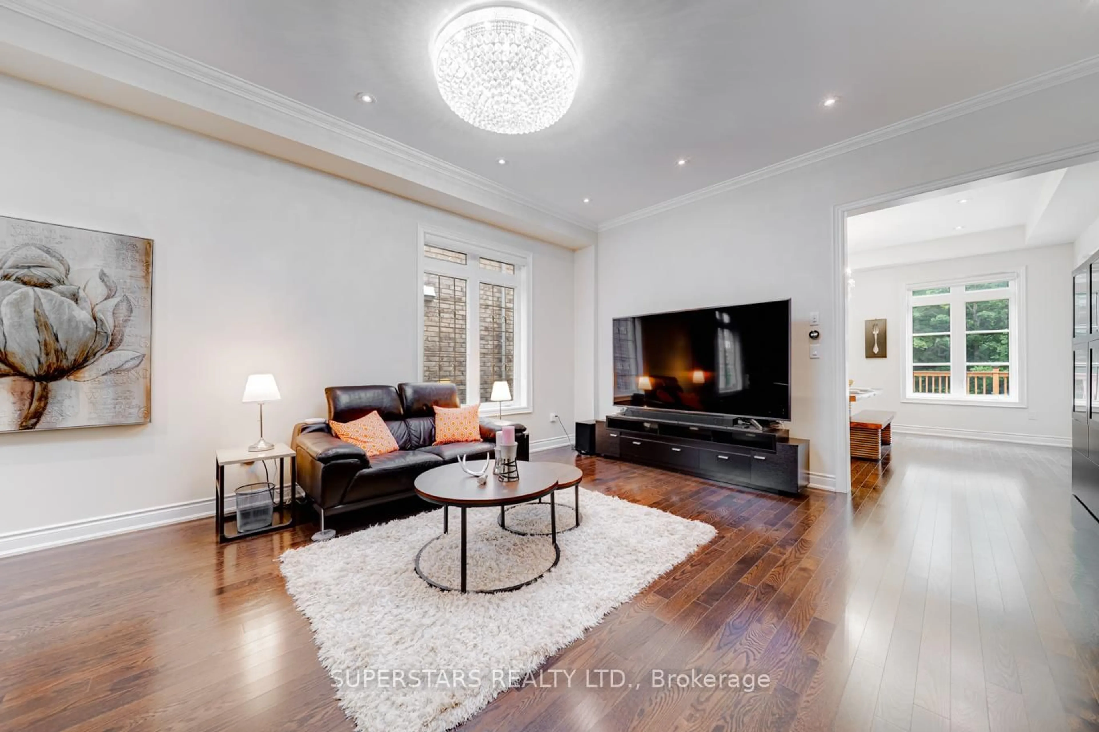 Living room with furniture, unknown for 65 Meadowsweet Lane, Richmond Hill Ontario L4E 1B9