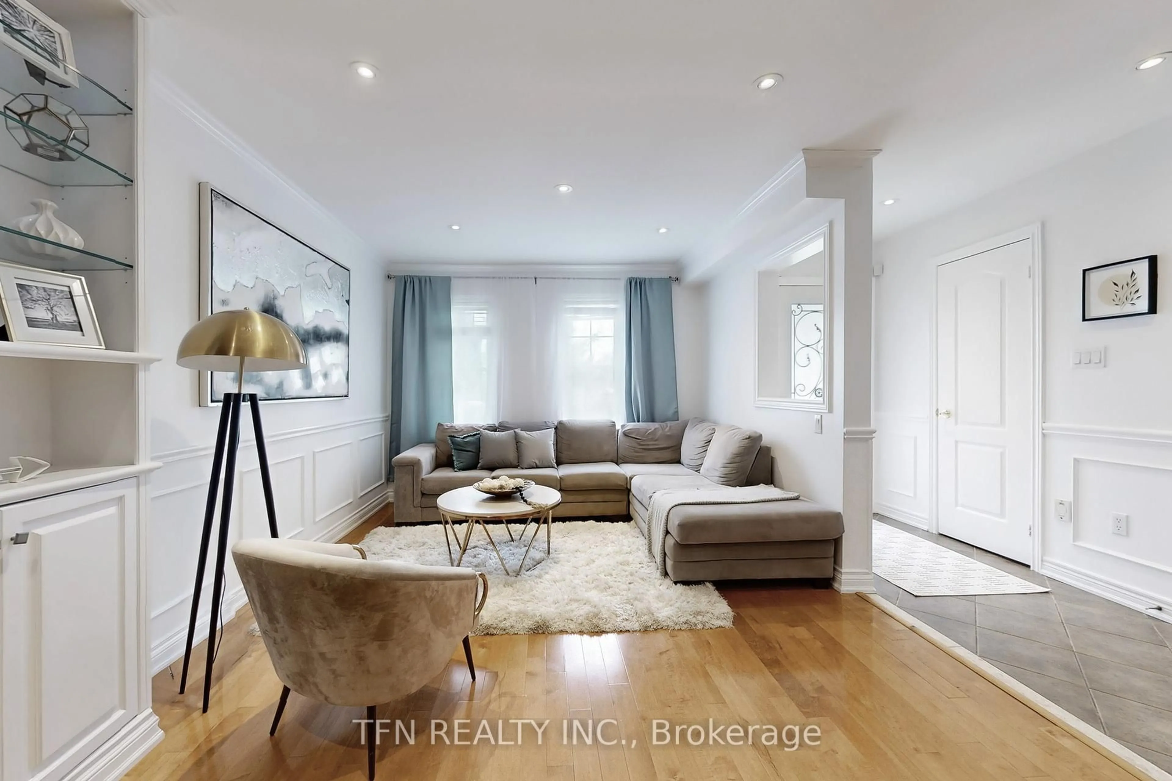 Living room with furniture, unknown for 321 Davos Rd, Vaughan Ontario L4H 0M7