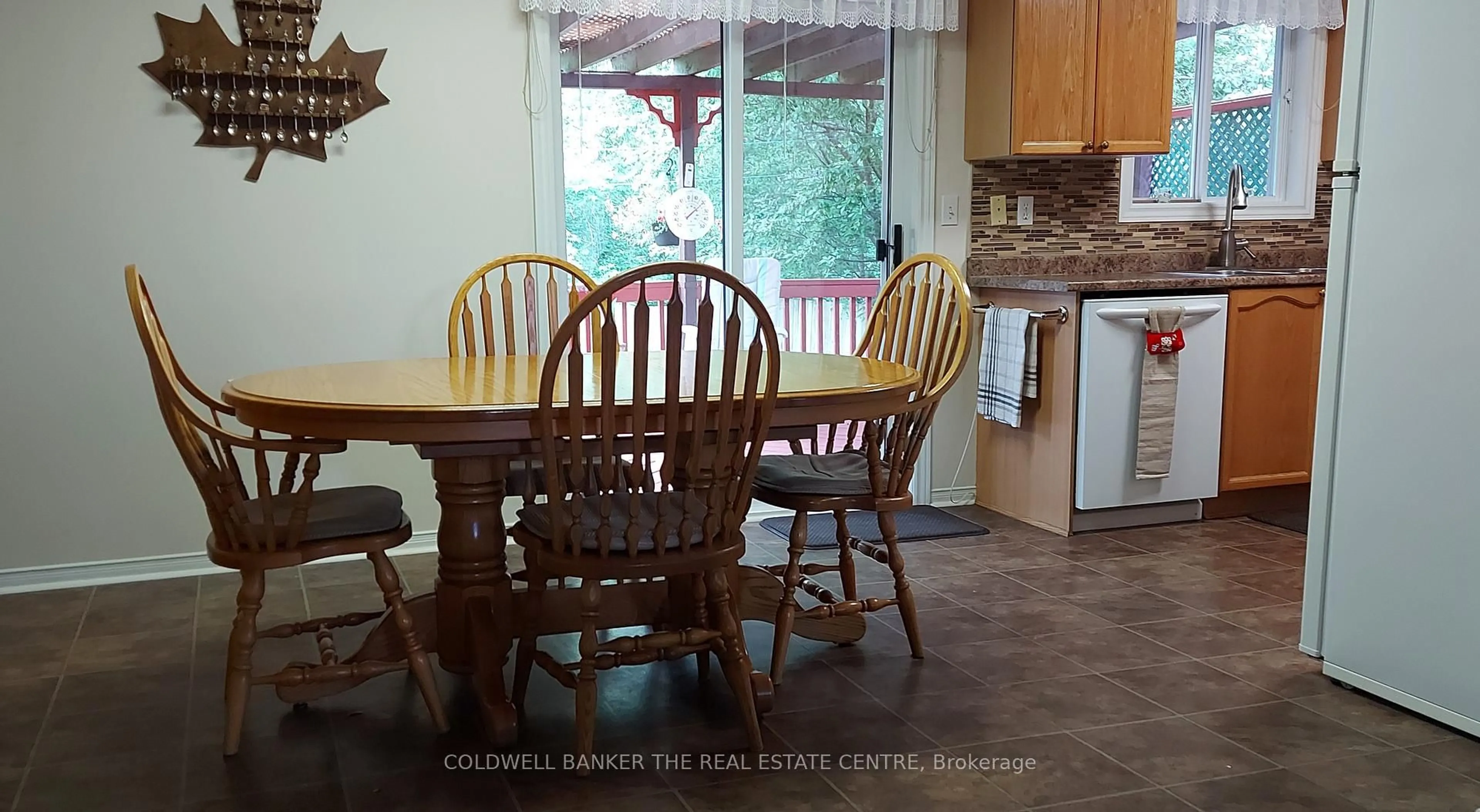 Dining room, unknown for 1087 Arnold St, Innisfil Ontario L0L 1W0