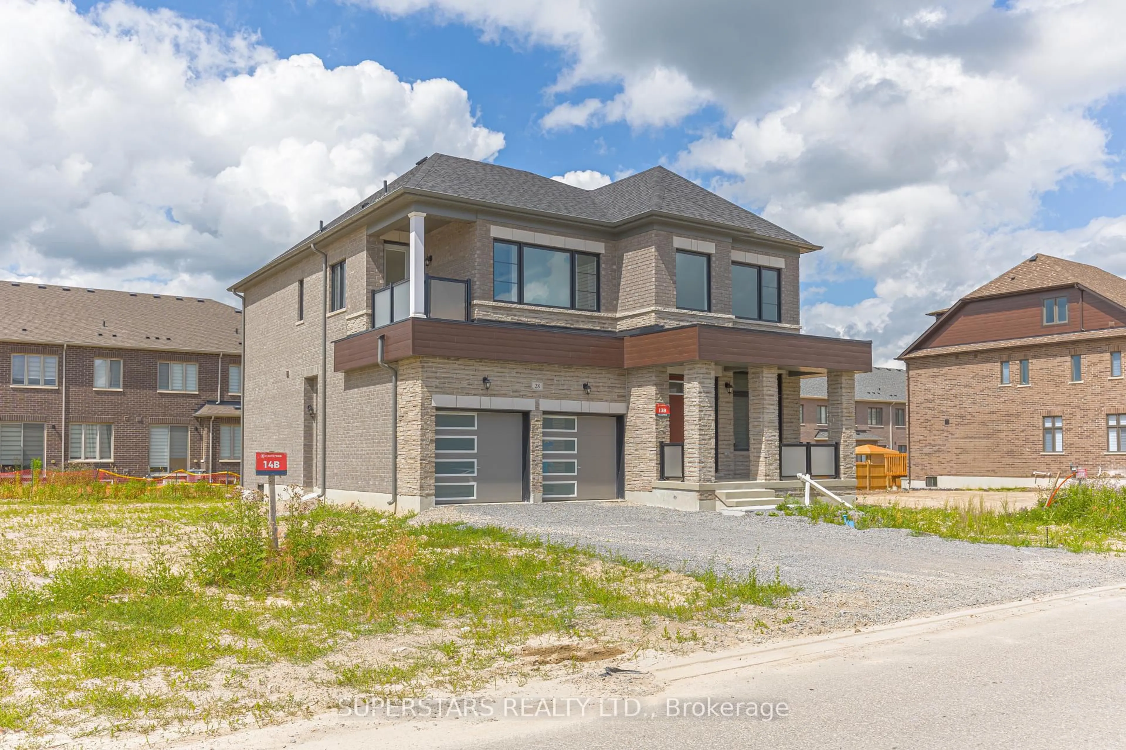 Home with brick exterior material, unknown for 28 Longworth Ave, Richmond Hill Ontario L4E 1J1