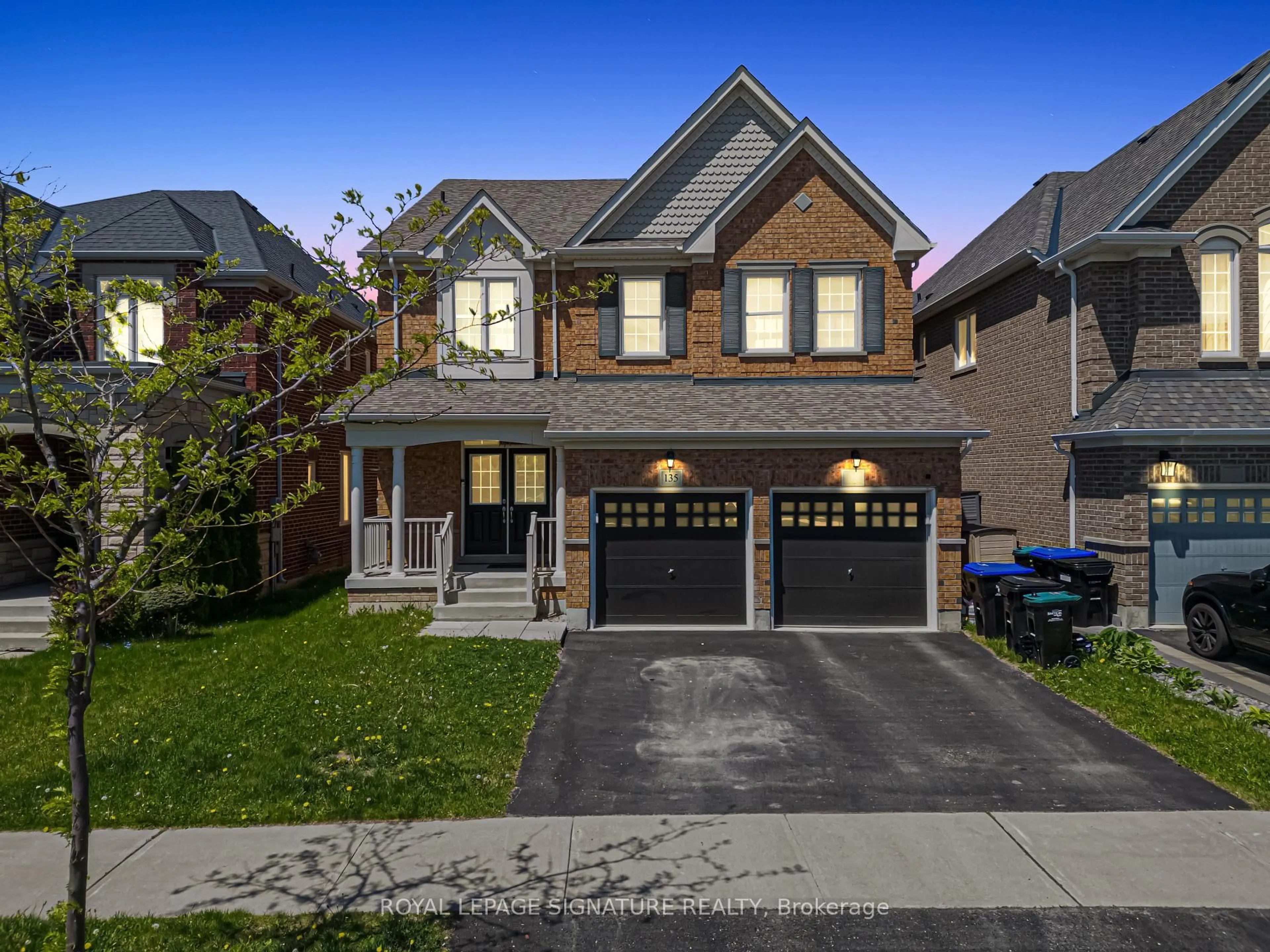 Home with brick exterior material, street for 135 Mcdonnell Cres, Bradford West Gwillimbury Ontario L3Z 0S8