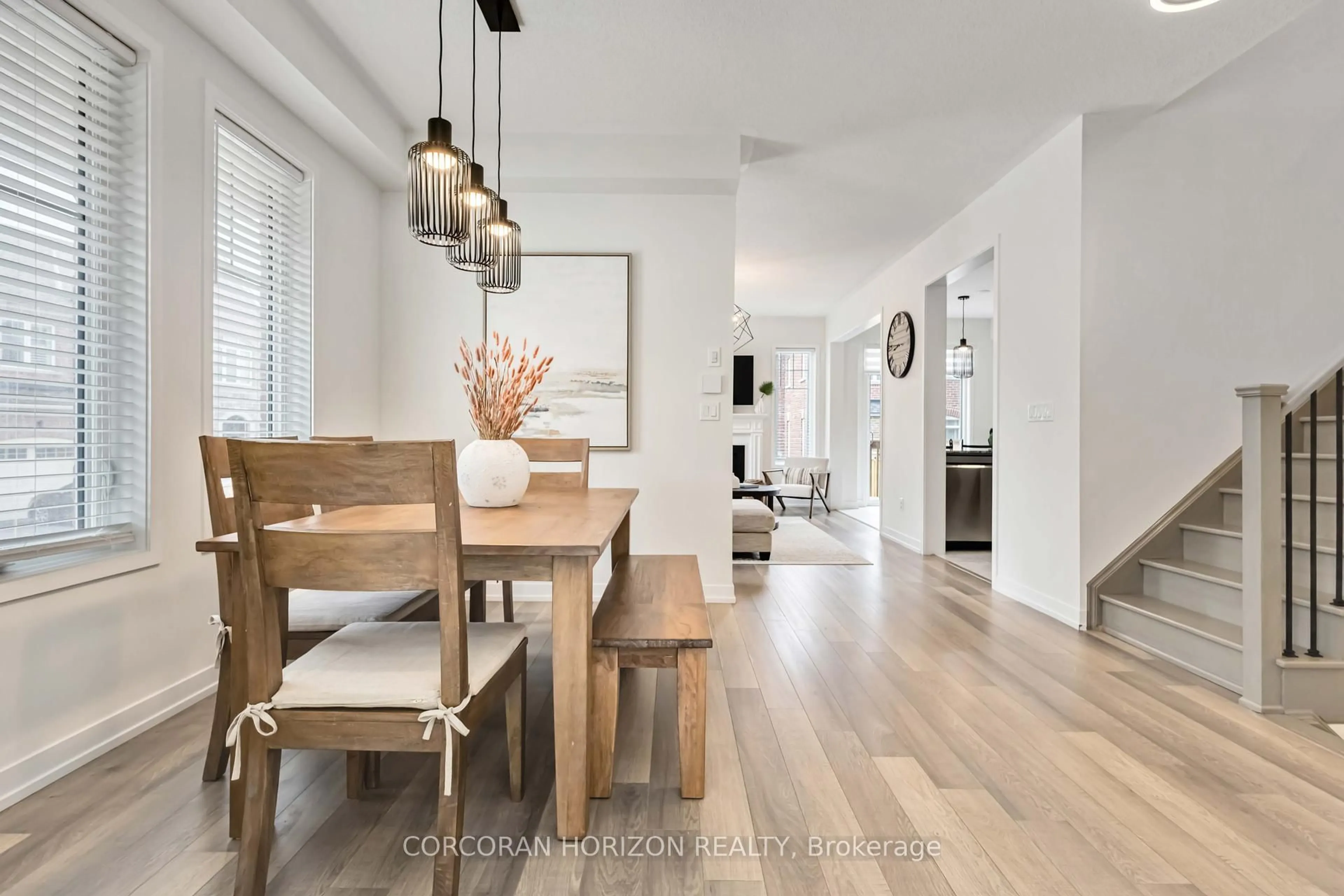 Unknown for 81 Dundonald Tr, Newmarket Ontario L3Y 0E1