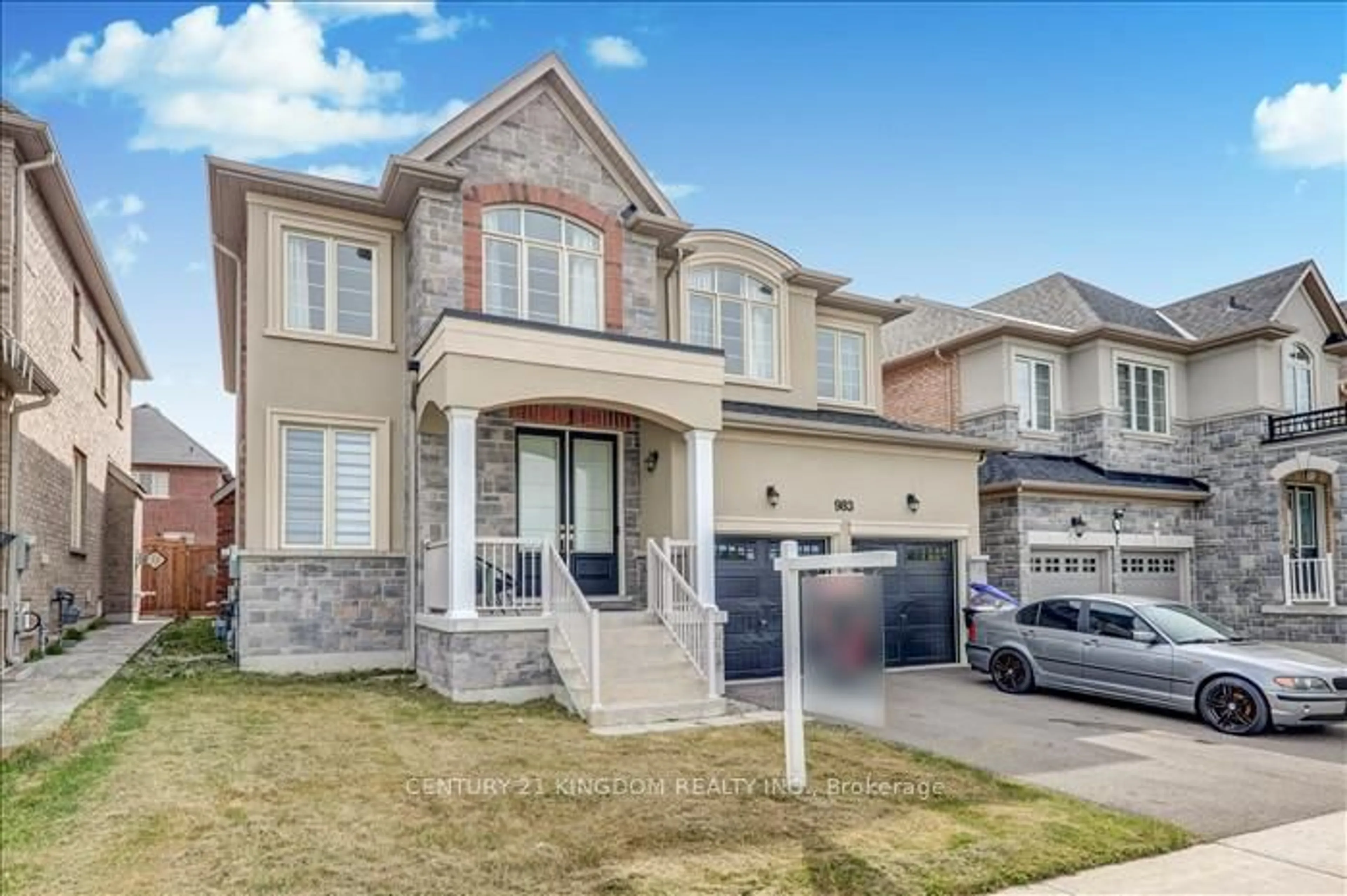 Home with brick exterior material, street for 983 Langford Blvd, Bradford West Gwillimbury Ontario L3Z 4K9