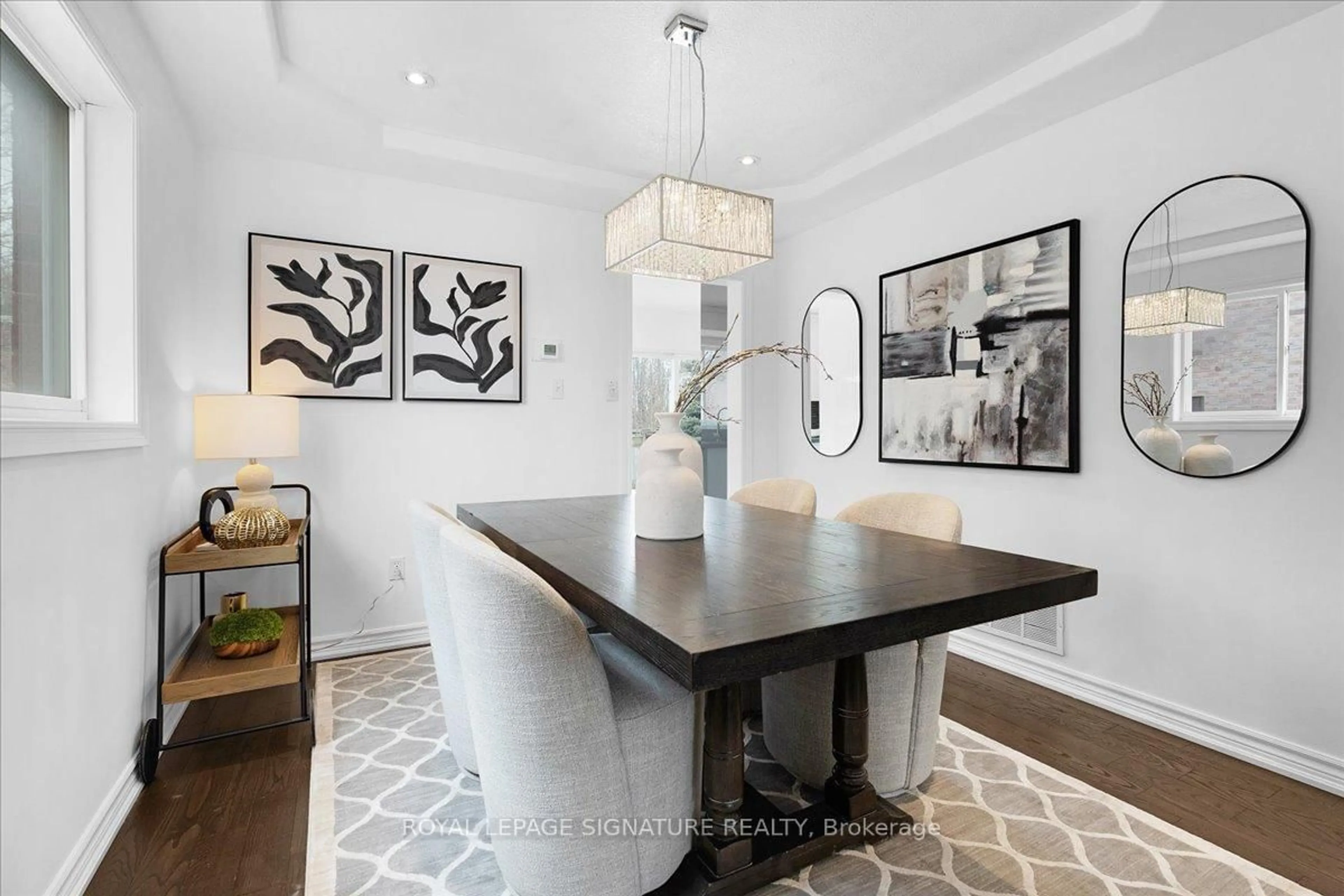 Dining room, unknown for 1195 Leslie Dr, Innisfil Ontario L9S 2A9