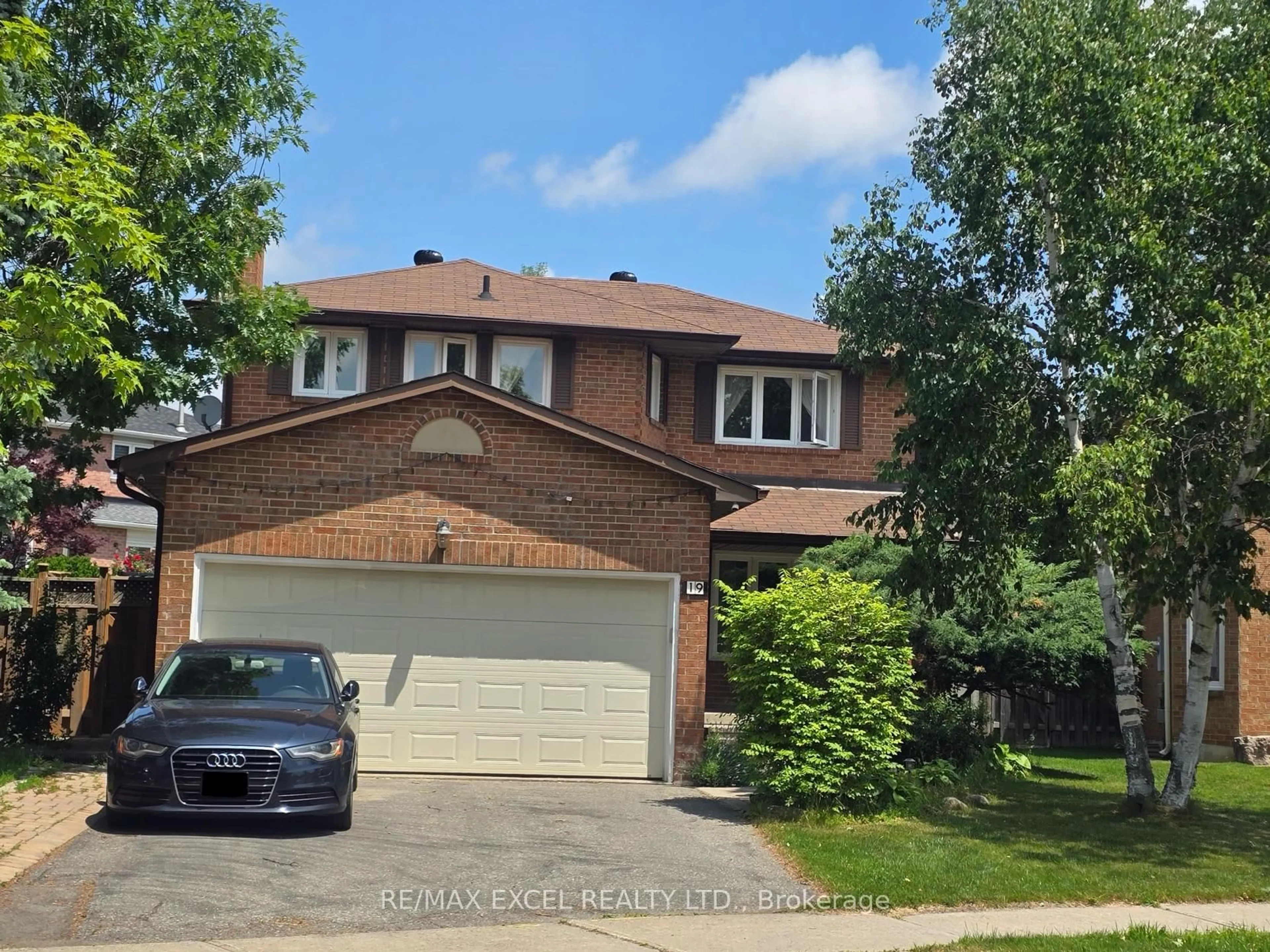 Home with brick exterior material, street for 19 Marsh St, Richmond Hill Ontario L4C 7P2