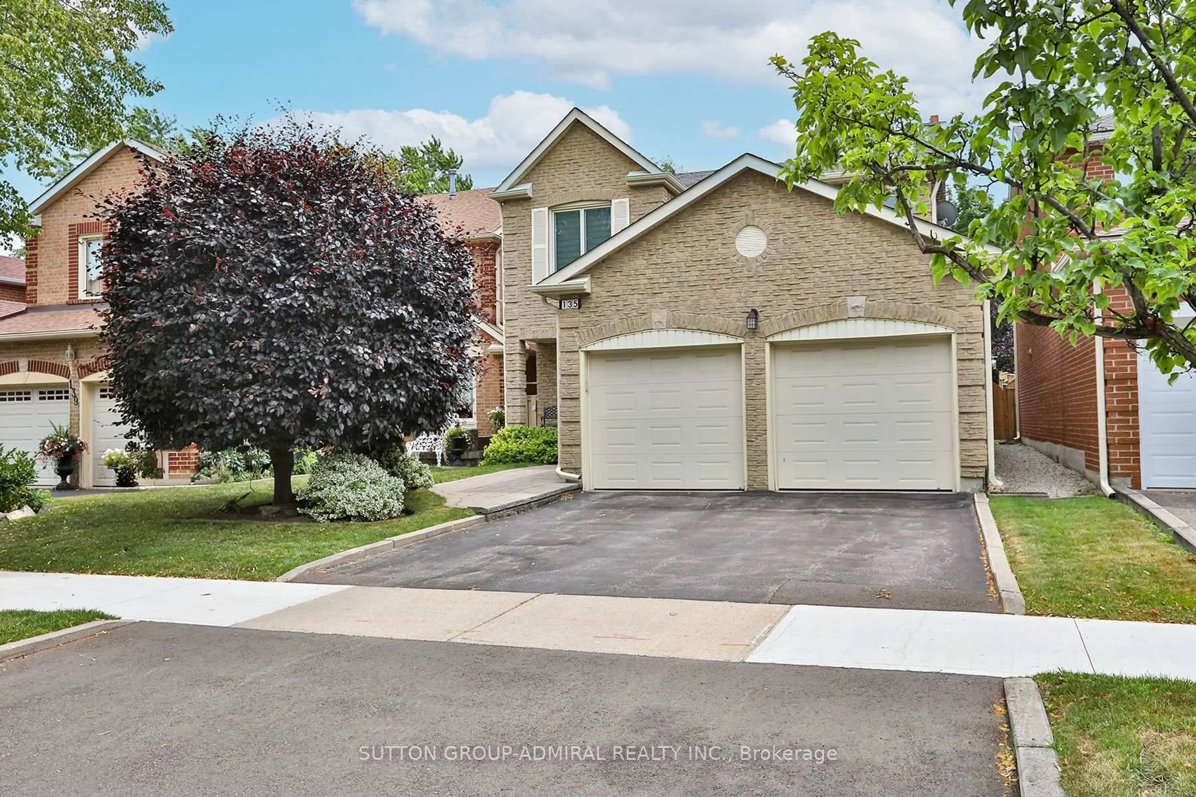 Home with brick exterior material, street for 135 Heatherton Way, Vaughan Ontario L4J 3E8