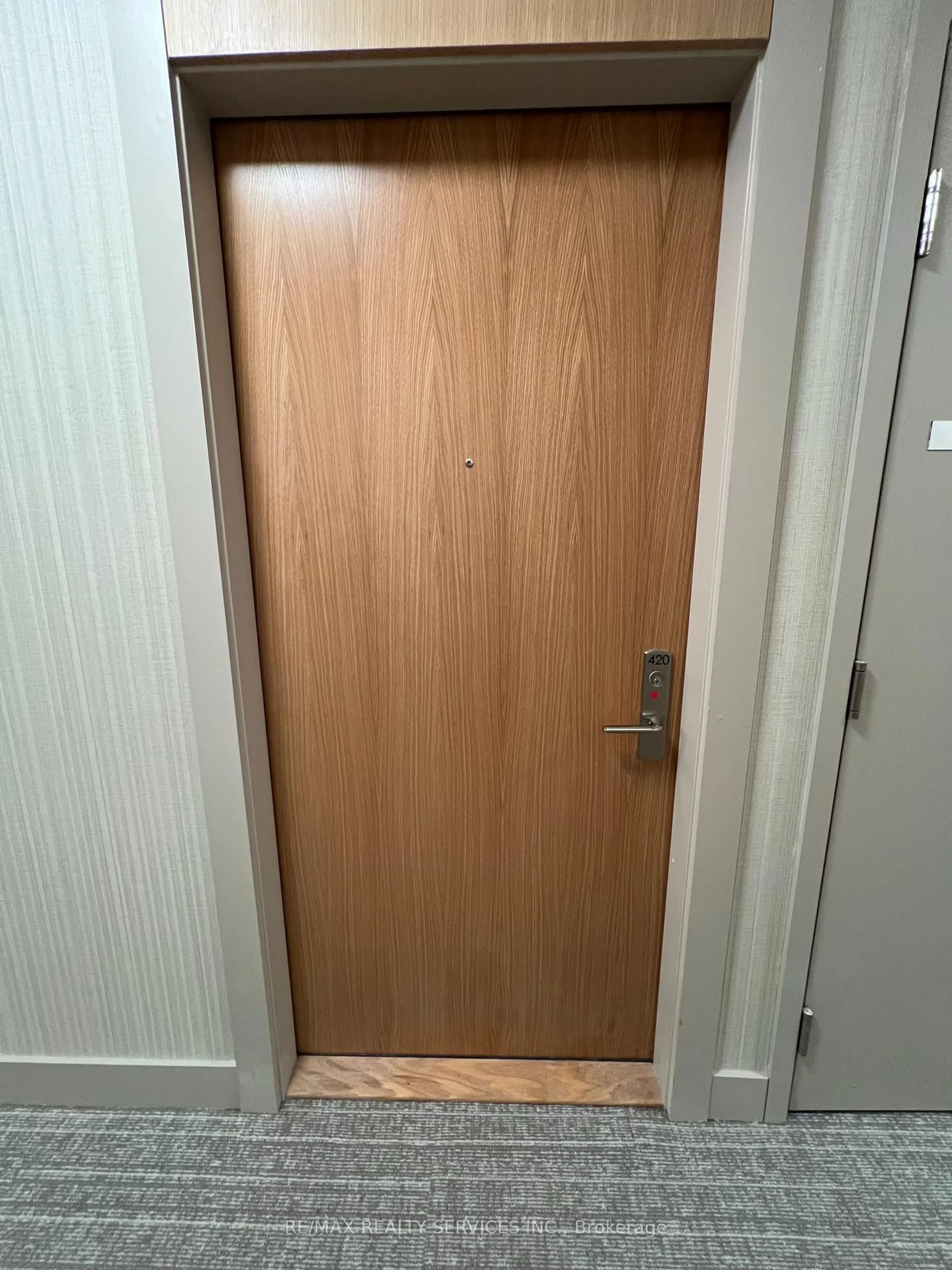 A pic of a room for 8960 Jane St #420, Vaughan Ontario L4K 2M9