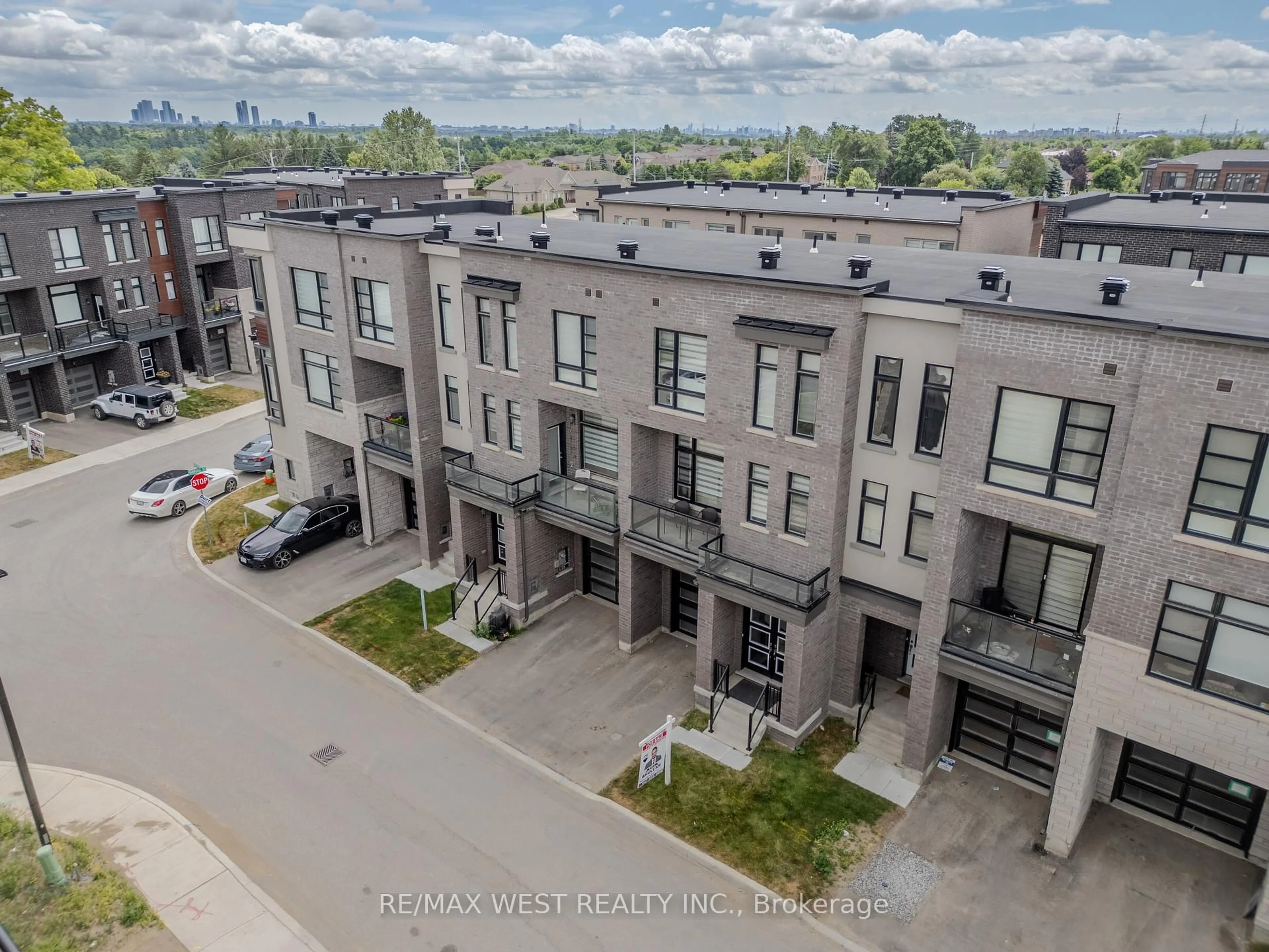 A pic from outside/outdoor area/front of a property/back of a property/a pic from drone, unknown for 15 Quilico Rd, Vaughan Ontario L4H 5H1