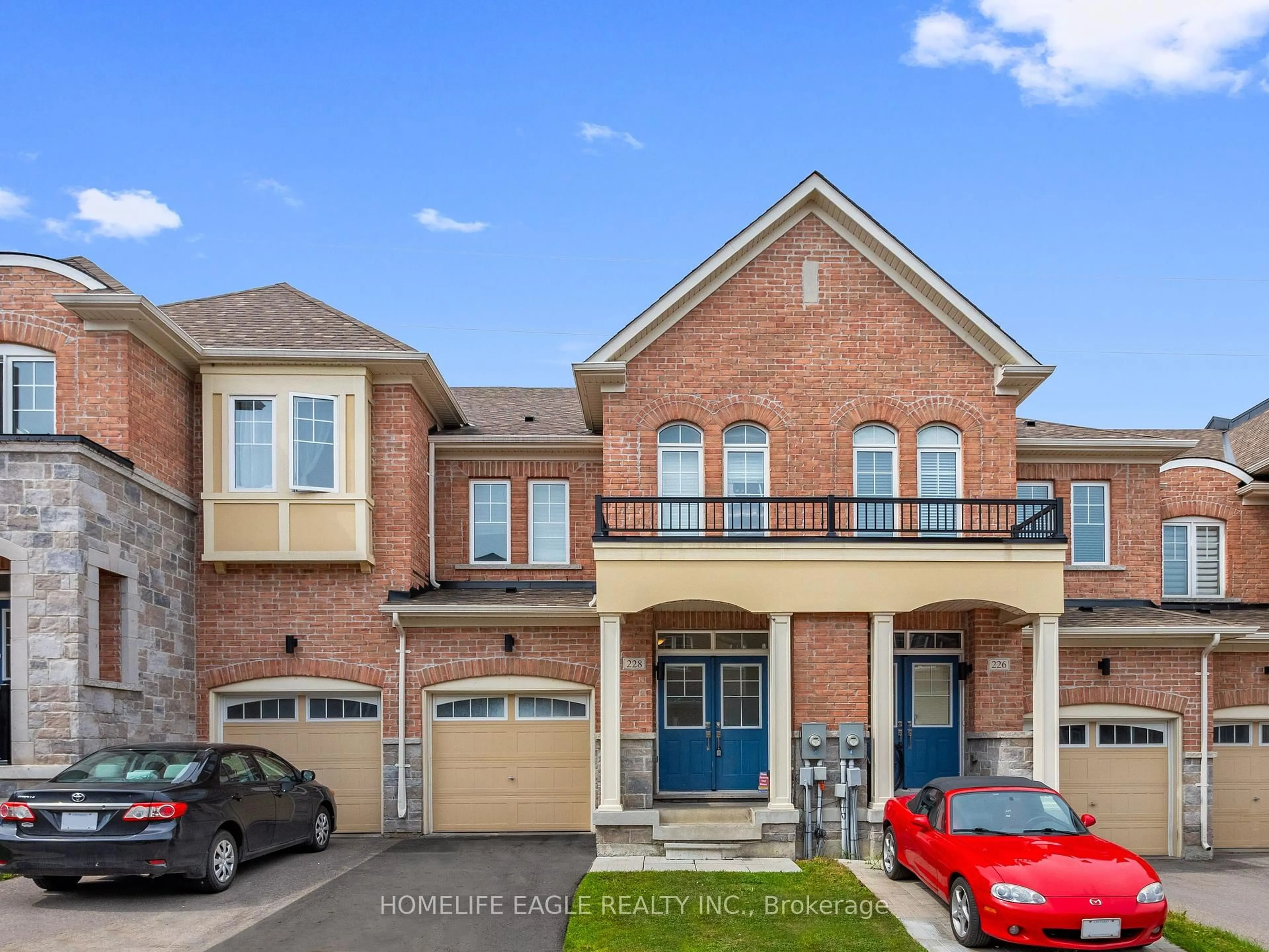Home with brick exterior material, street for 228 Bennett St, Newmarket Ontario L3X 1B8