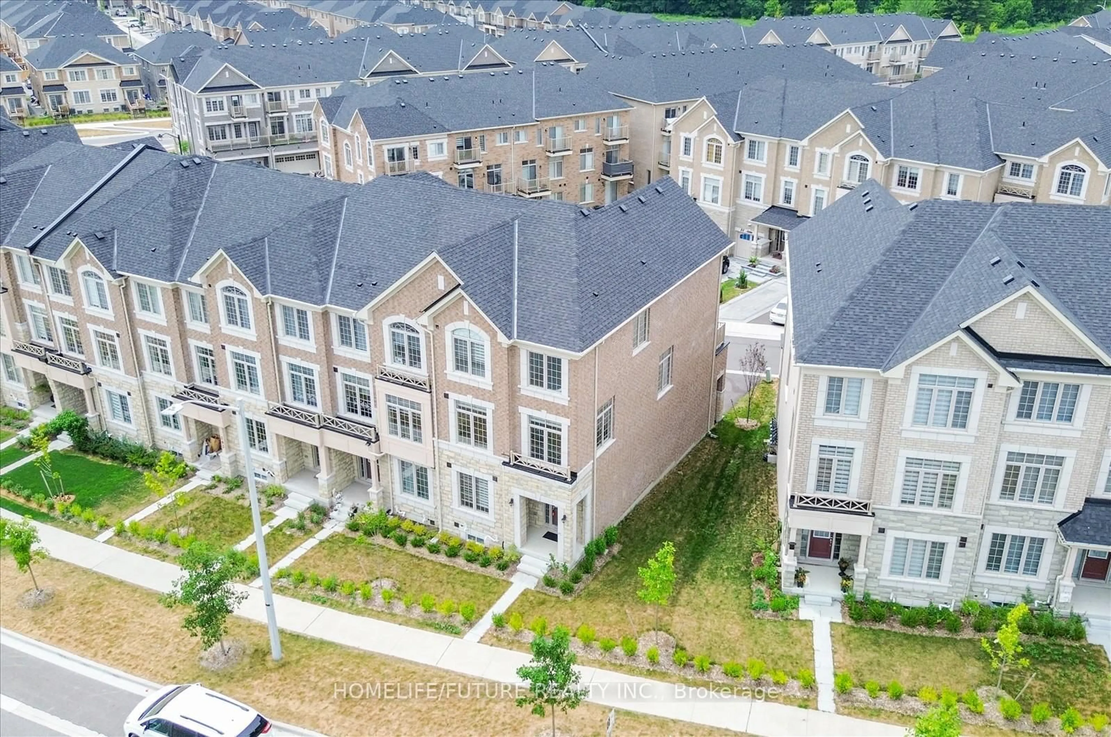 A pic from outside/outdoor area/front of a property/back of a property/a pic from drone, city buildings view from balcony for 297 Kirkham Dr, Markham Ontario L3S 0E9