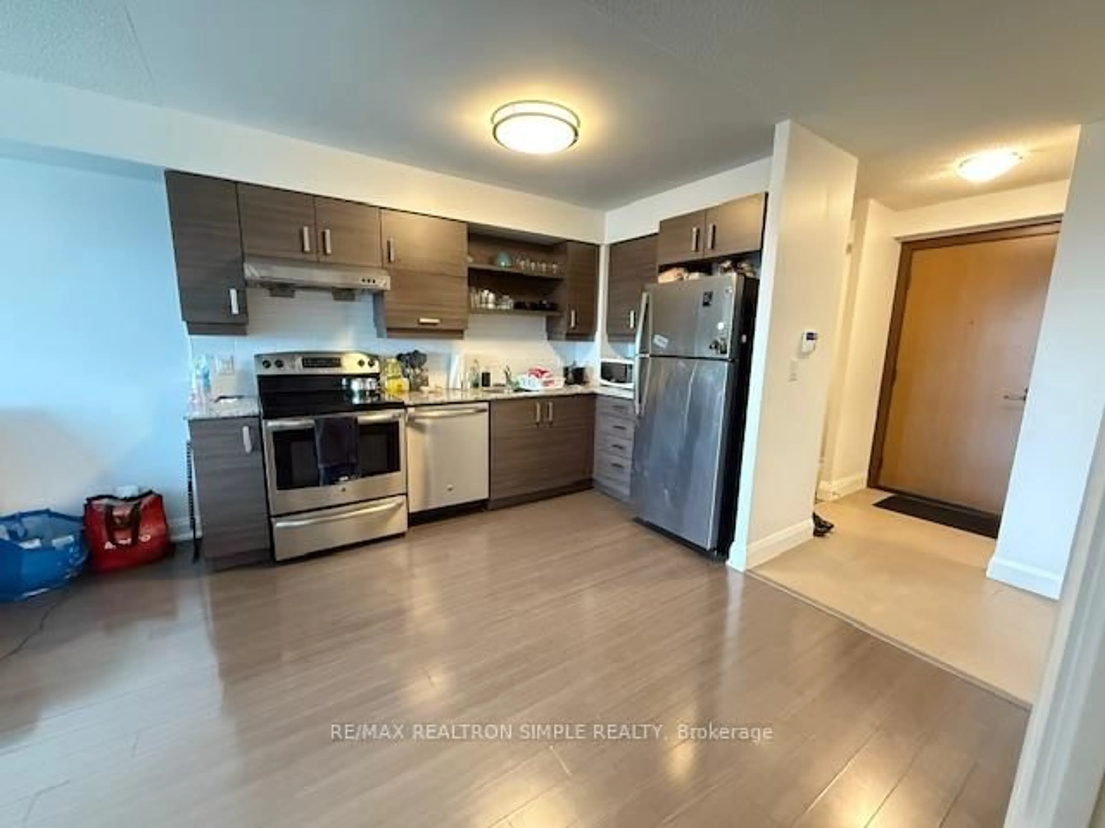 Open concept kitchen, unknown for 1 Uptown Dr #2008, Markham Ontario L3R 5C1