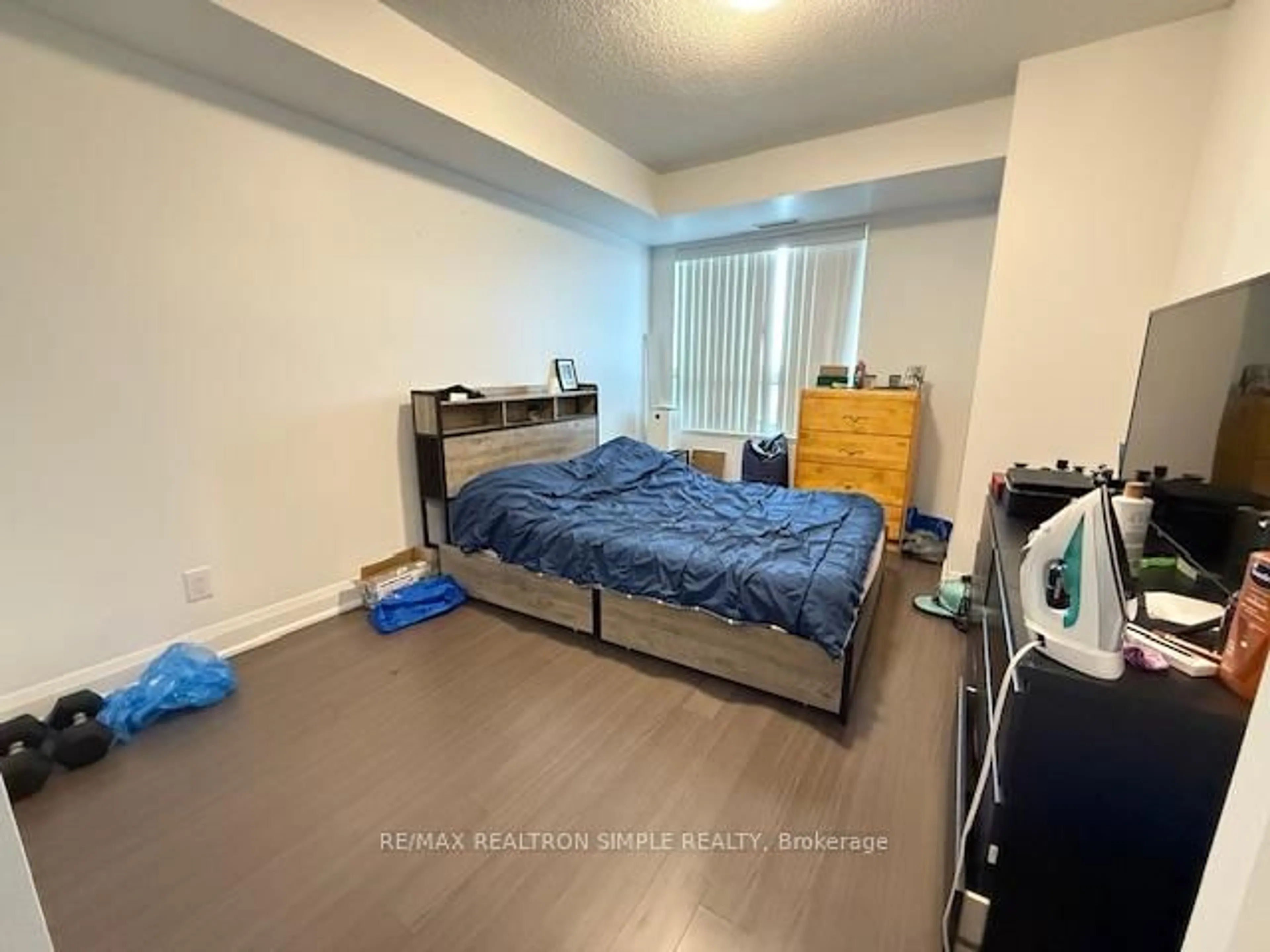 A pic of a room for 1 Uptown Dr #2008, Markham Ontario L3R 5C1