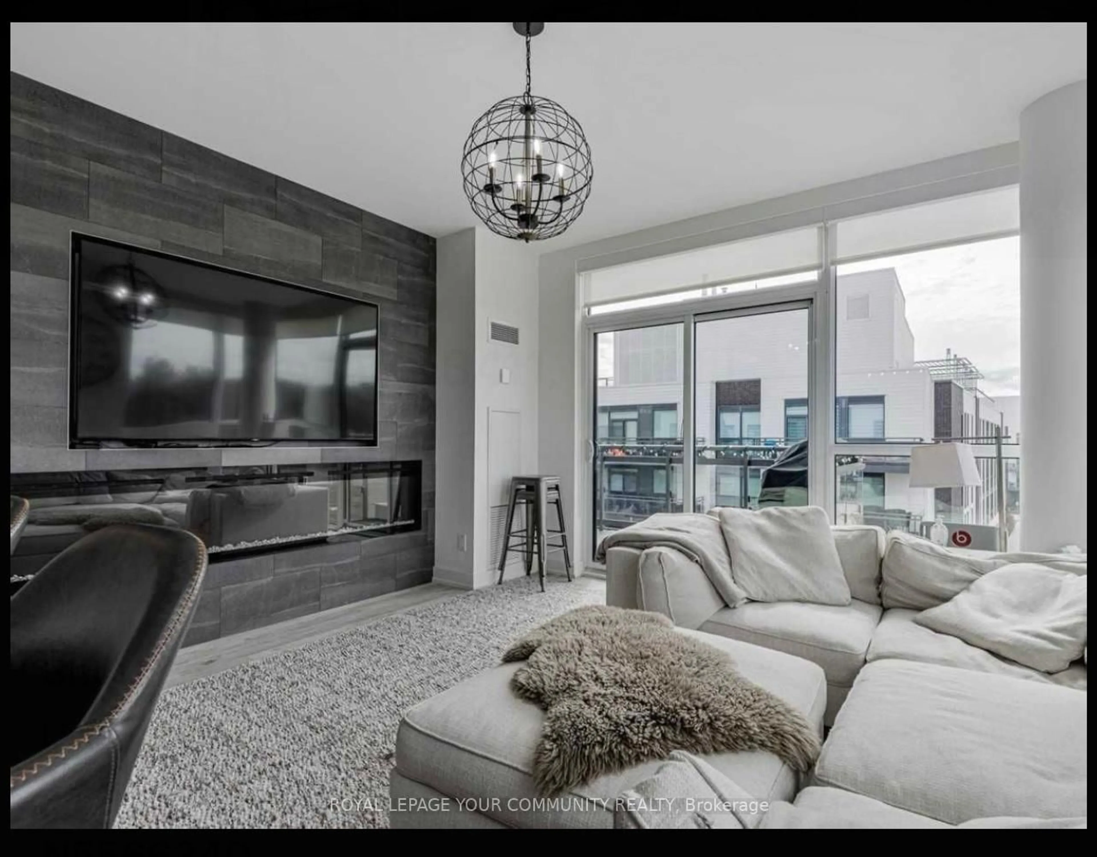 Living room with furniture, unknown for 271 Sea Ray Ave #B411, Innisfil Ontario L9S 0M3