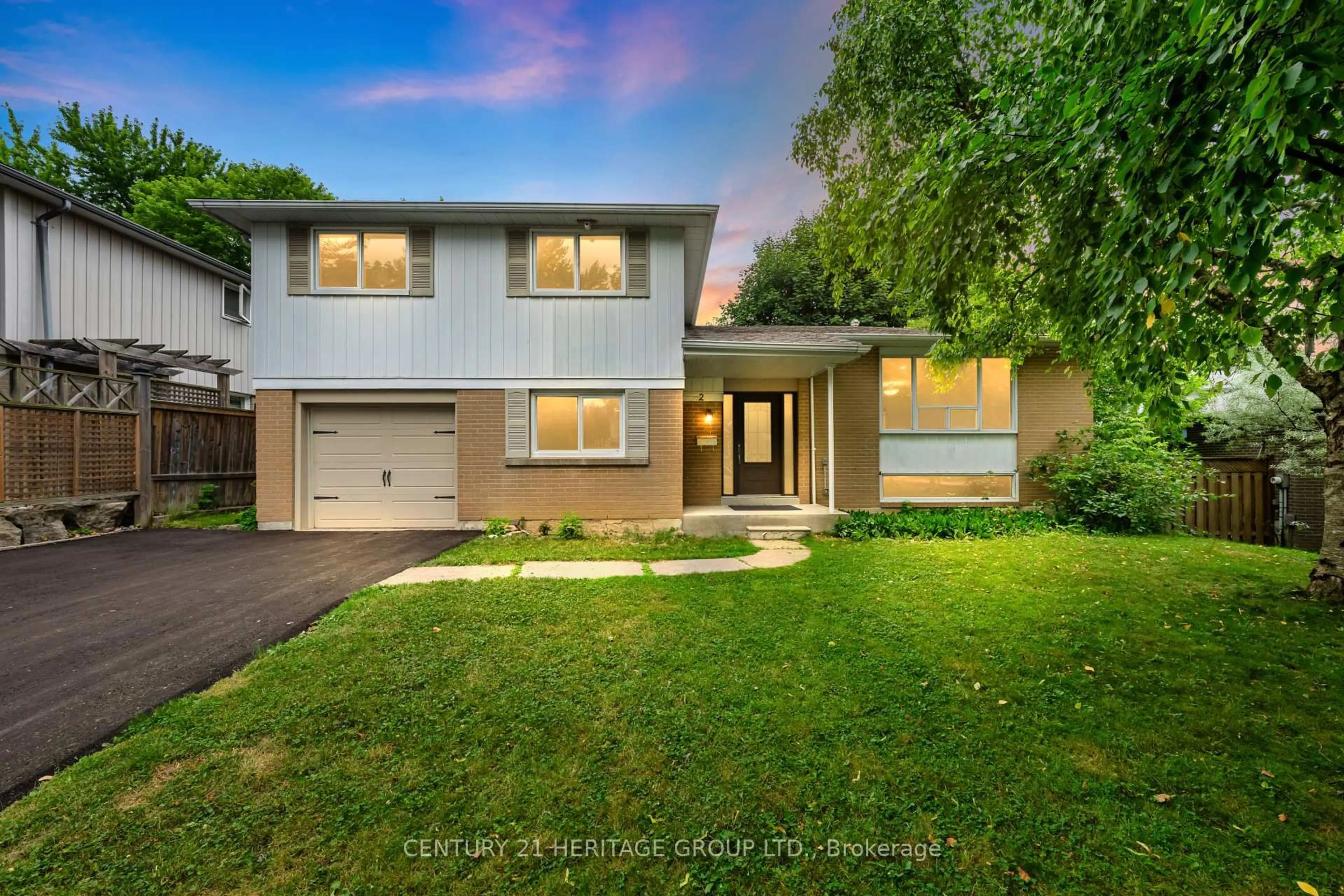 Home with brick exterior material, street for 2 Hill Dr, Aurora Ontario L4G 3A6