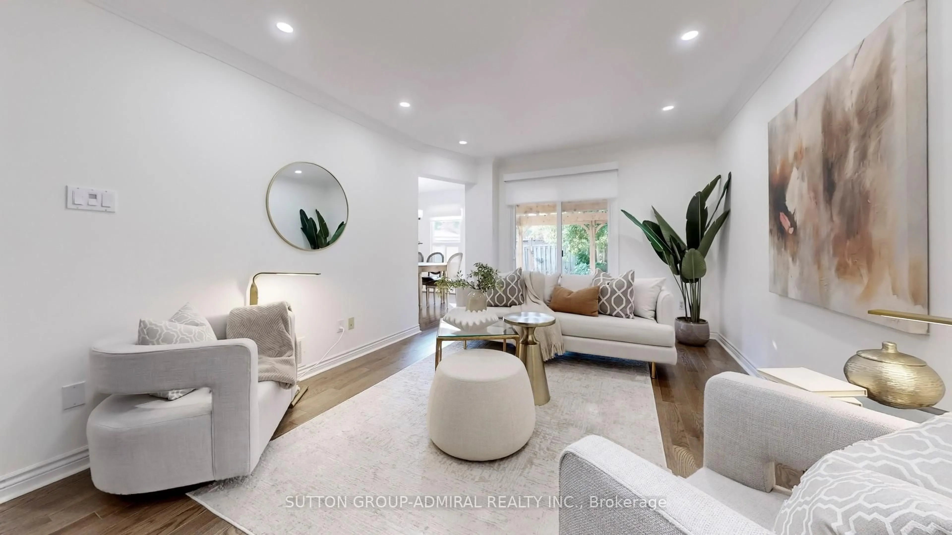 Living room with furniture, unknown for 122 Edmund Seager Dr, Vaughan Ontario L4J 4S7