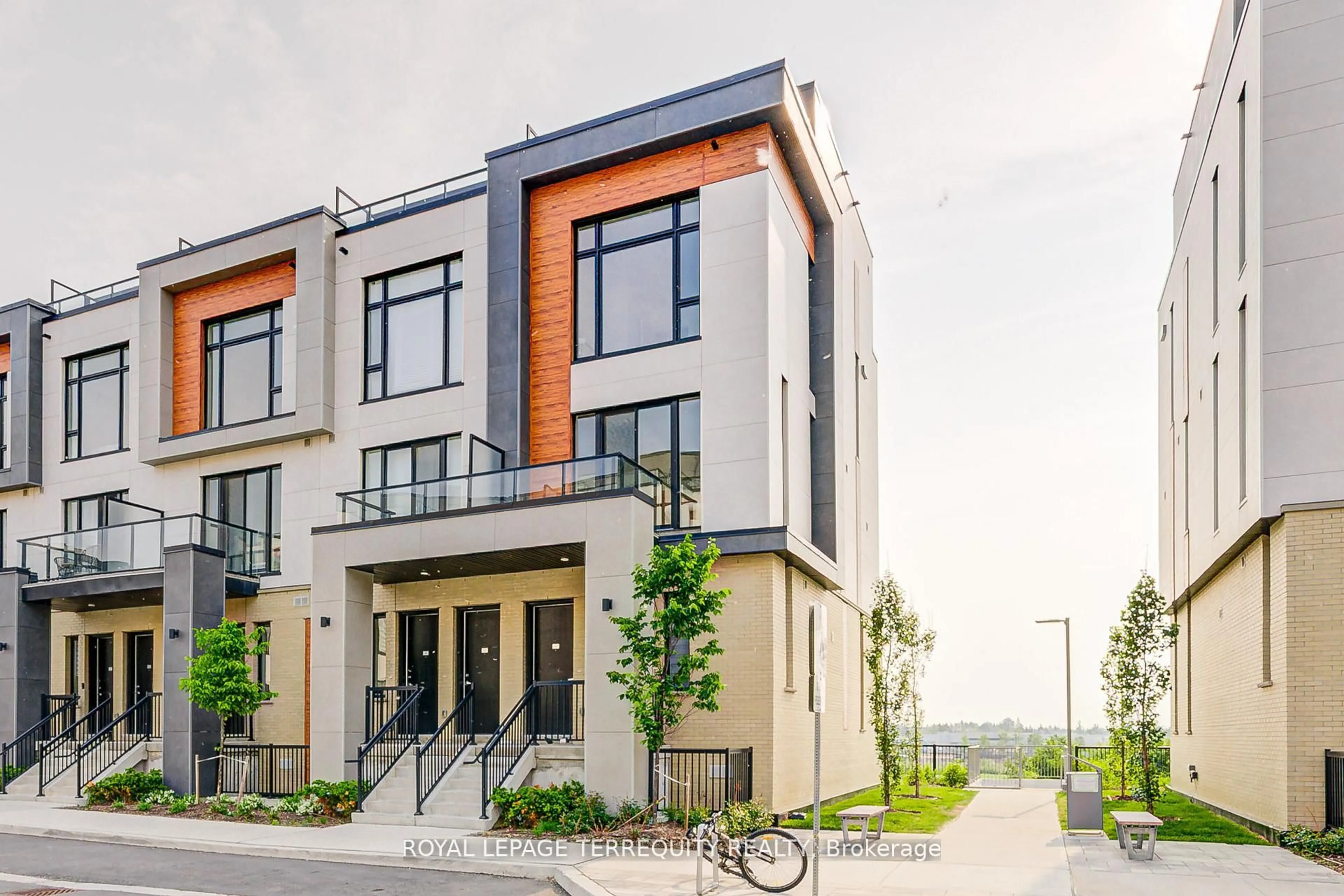 Home with brick exterior material, street for 7 Steckley House Lane #601, Richmond Hill Ontario L4S 0N1