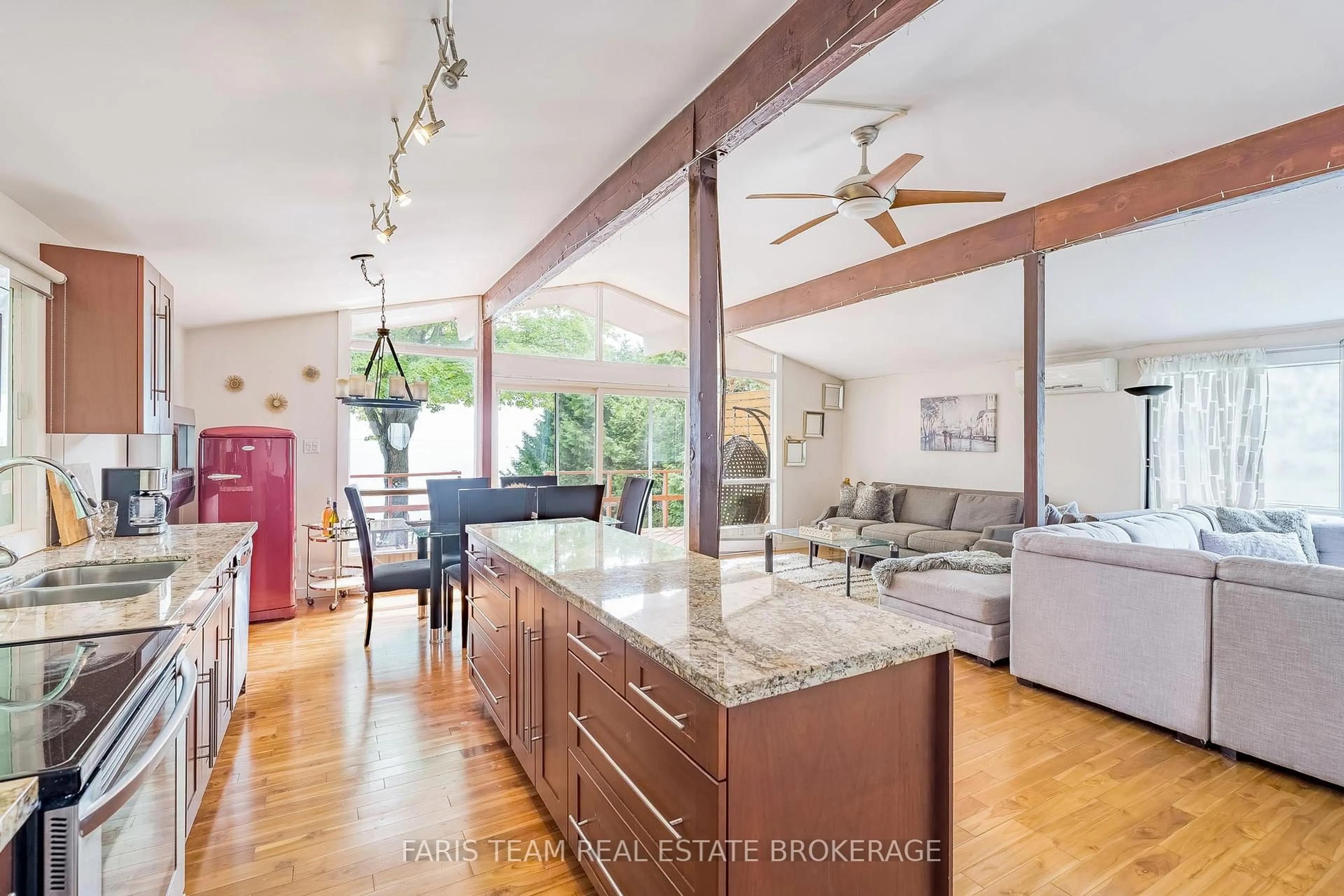 Open concept kitchen, unknown for 3595 Glenhaven Beach Rd, Innisfil Ontario L9S 2Z2