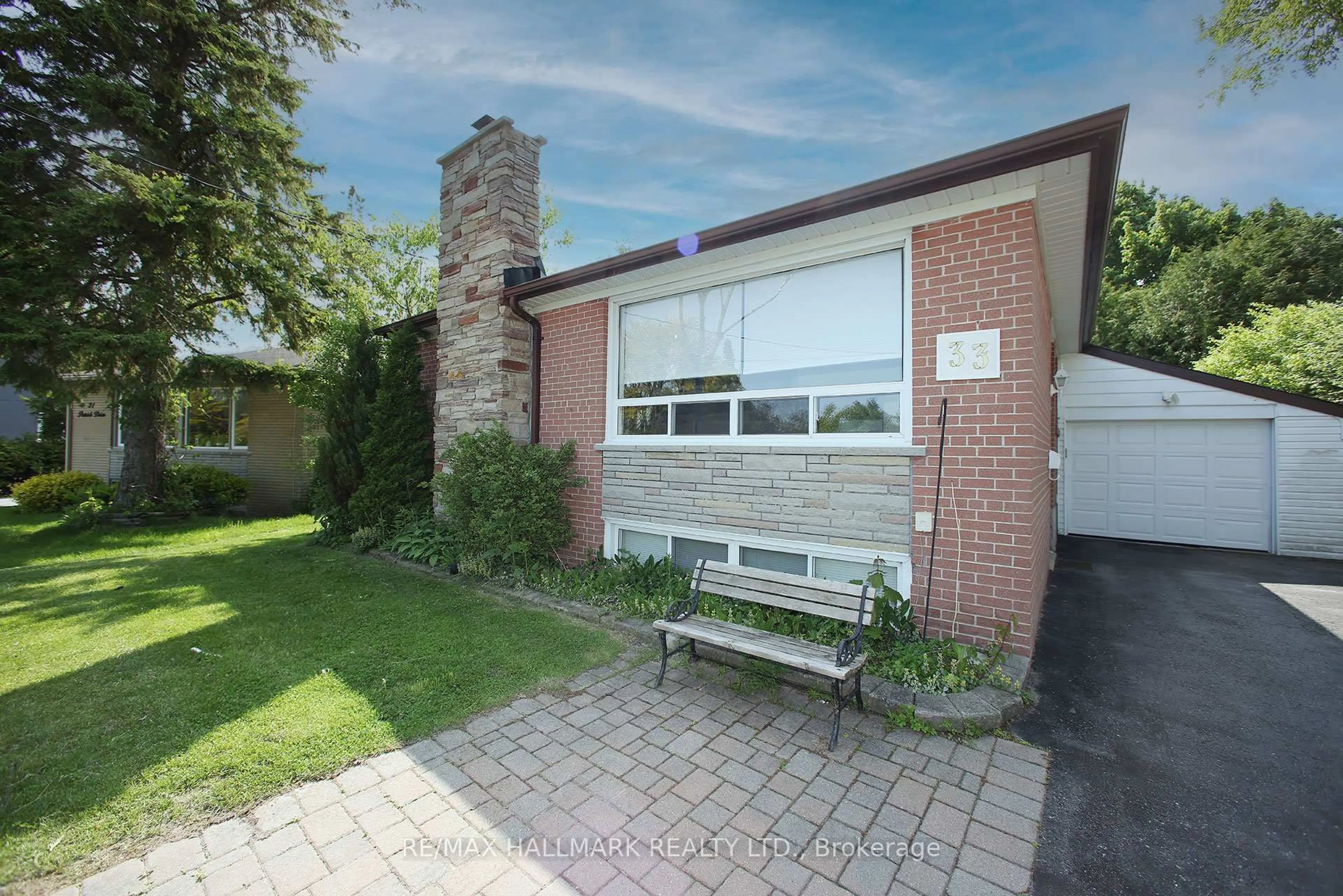 Home with brick exterior material, street for 33 Patrick Dr, Aurora Ontario L4G 2A6