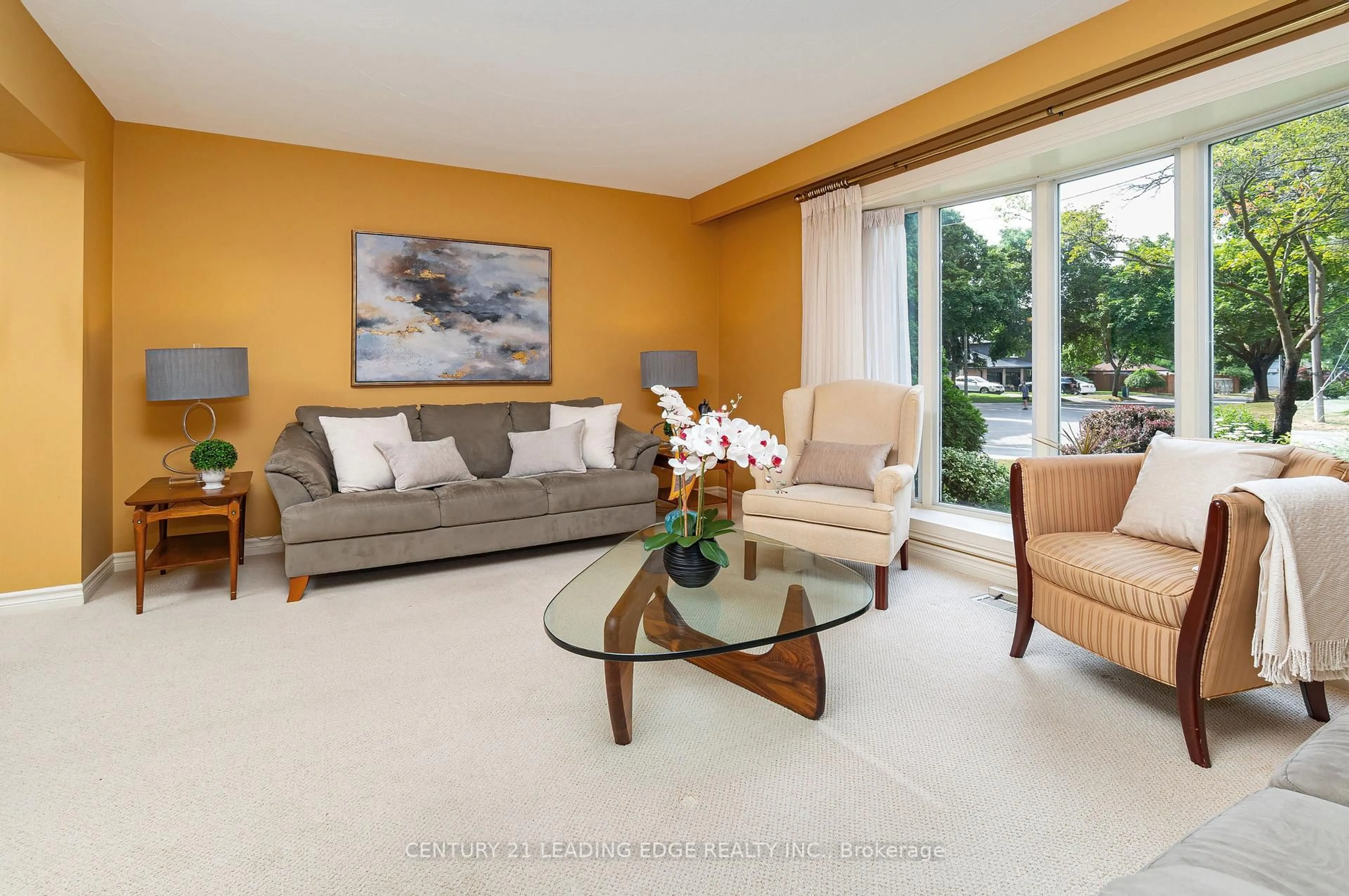 Living room with furniture, ceramic/tile floor for 15 Henry Corson Pl, Markham Ontario L3P 3E8