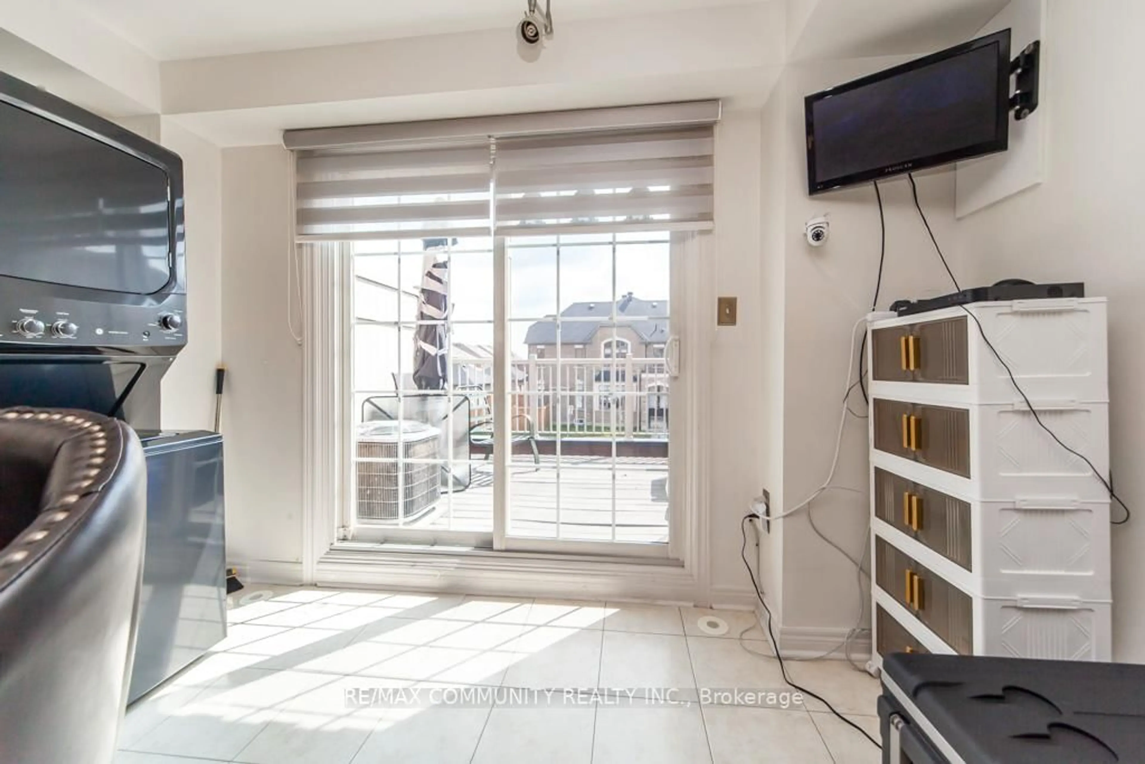 A pic of a room for 2662 Bur Oak Ave, Markham Ontario L6B 1J1
