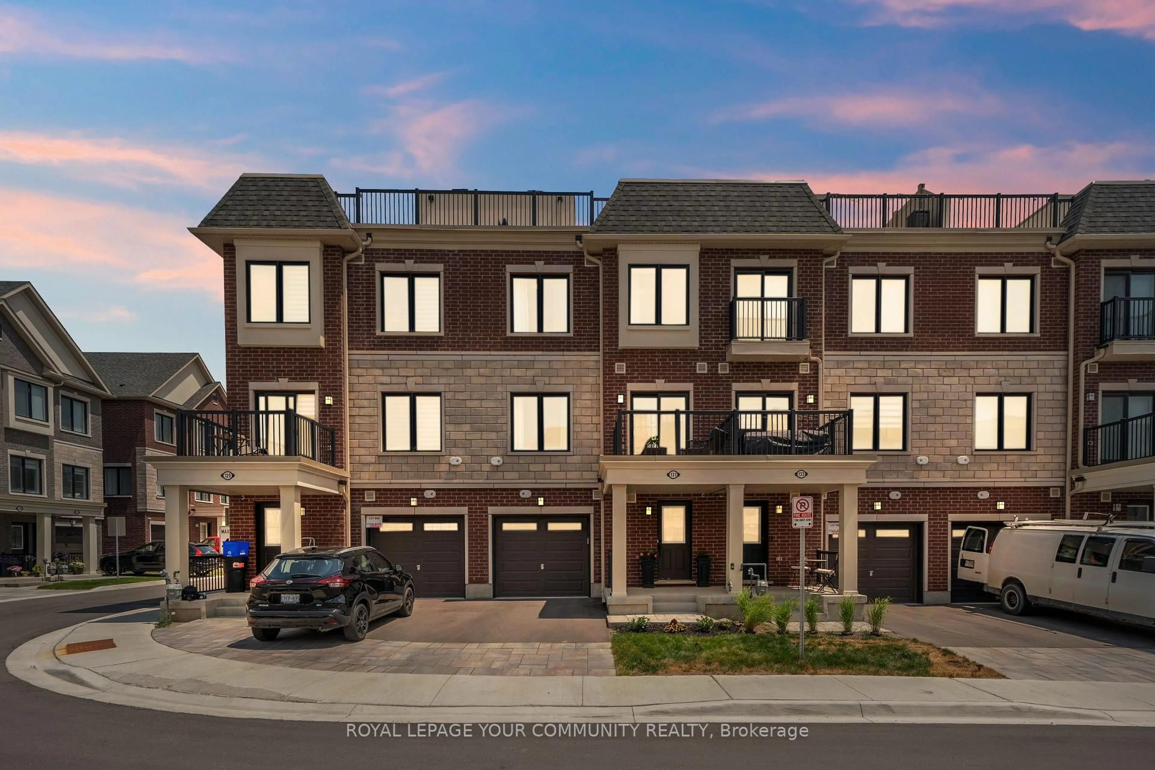 Home with brick exterior material, street for 131 Covington Cres, Whitchurch-Stouffville Ontario L4A 4W8