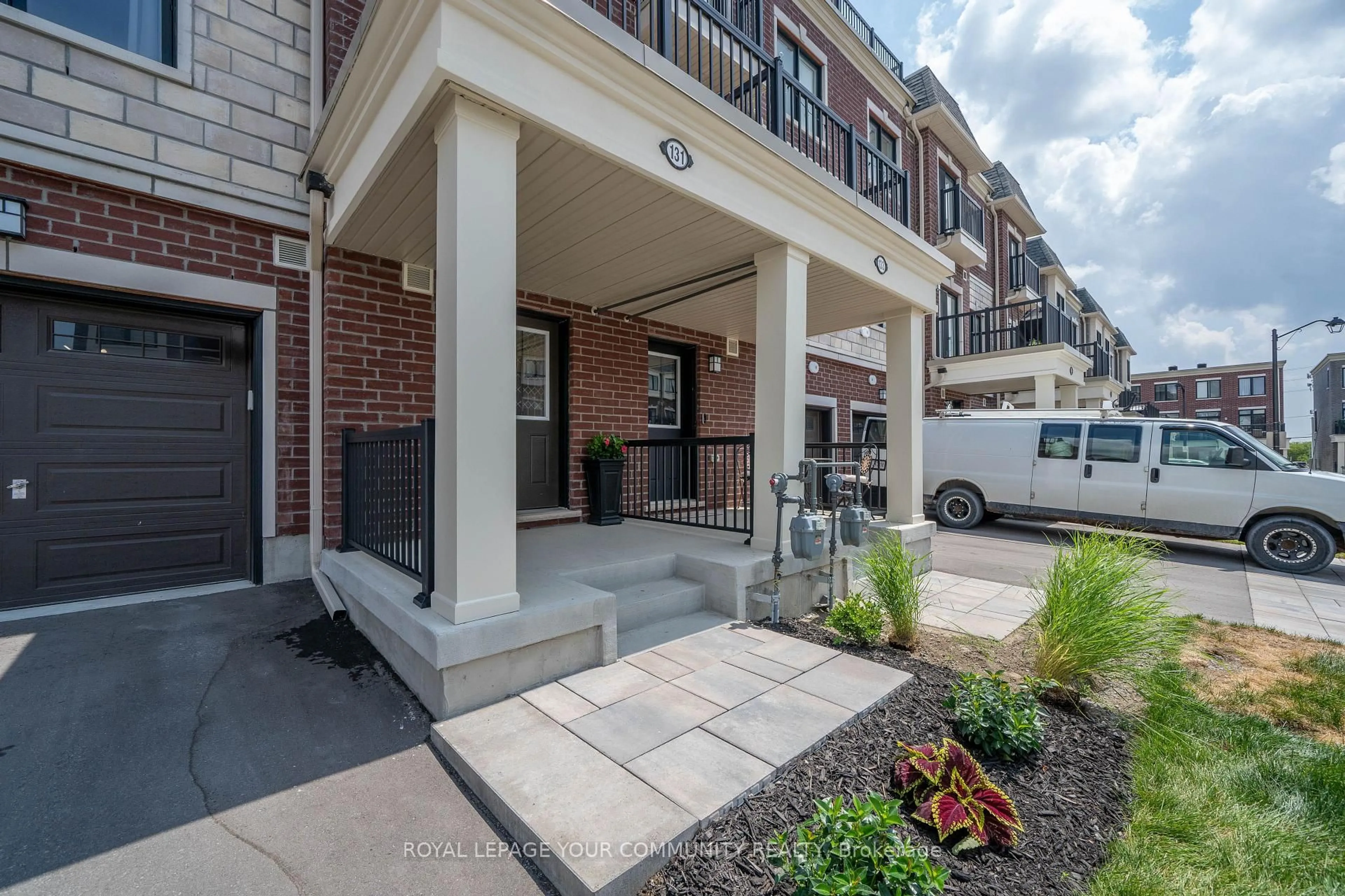 Unknown for 131 Covington Cres, Whitchurch-Stouffville Ontario L4A 4W8