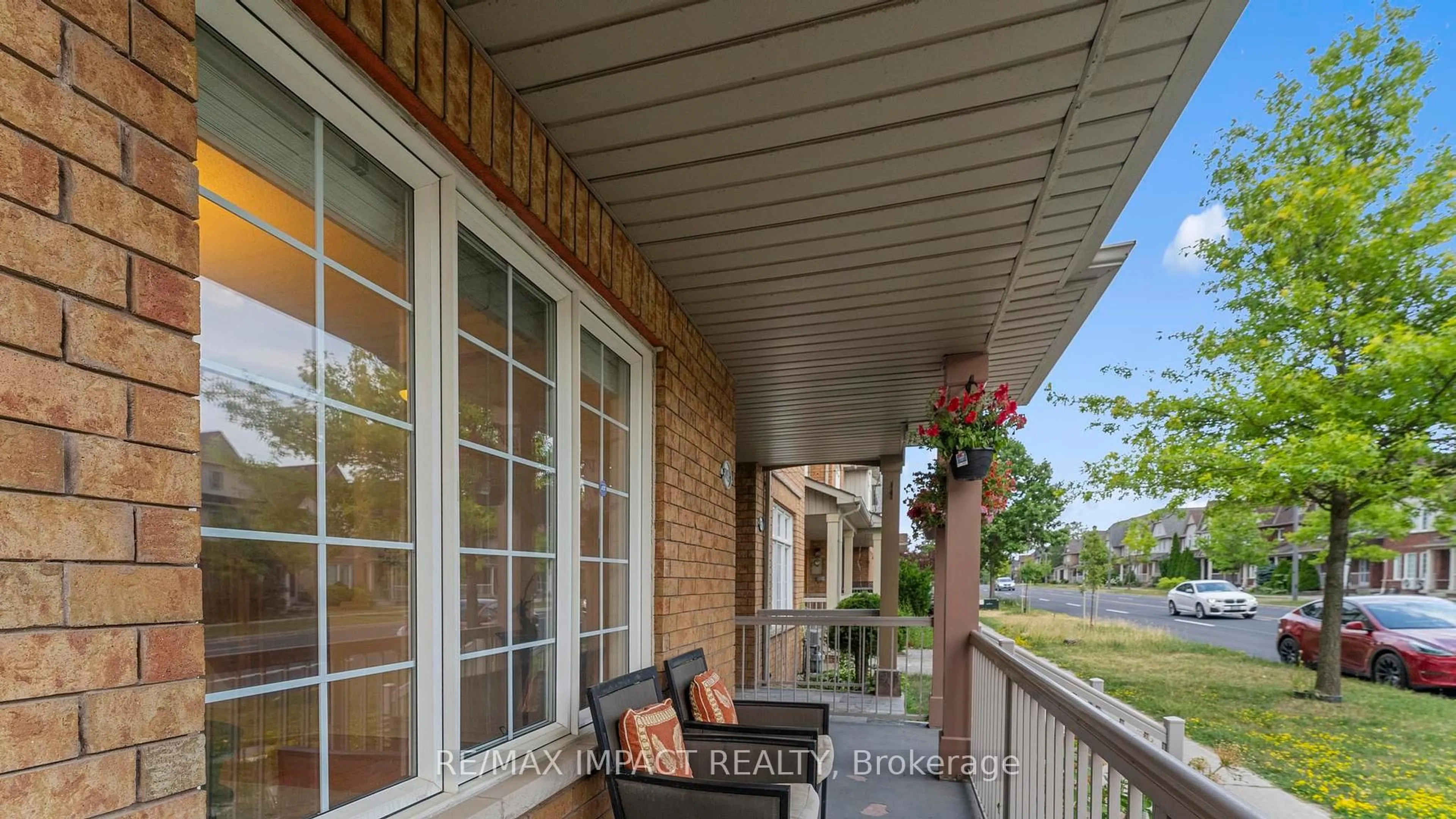 Patio, street for 740 Bur Oak Ave, Markham Ontario L6E 1R2