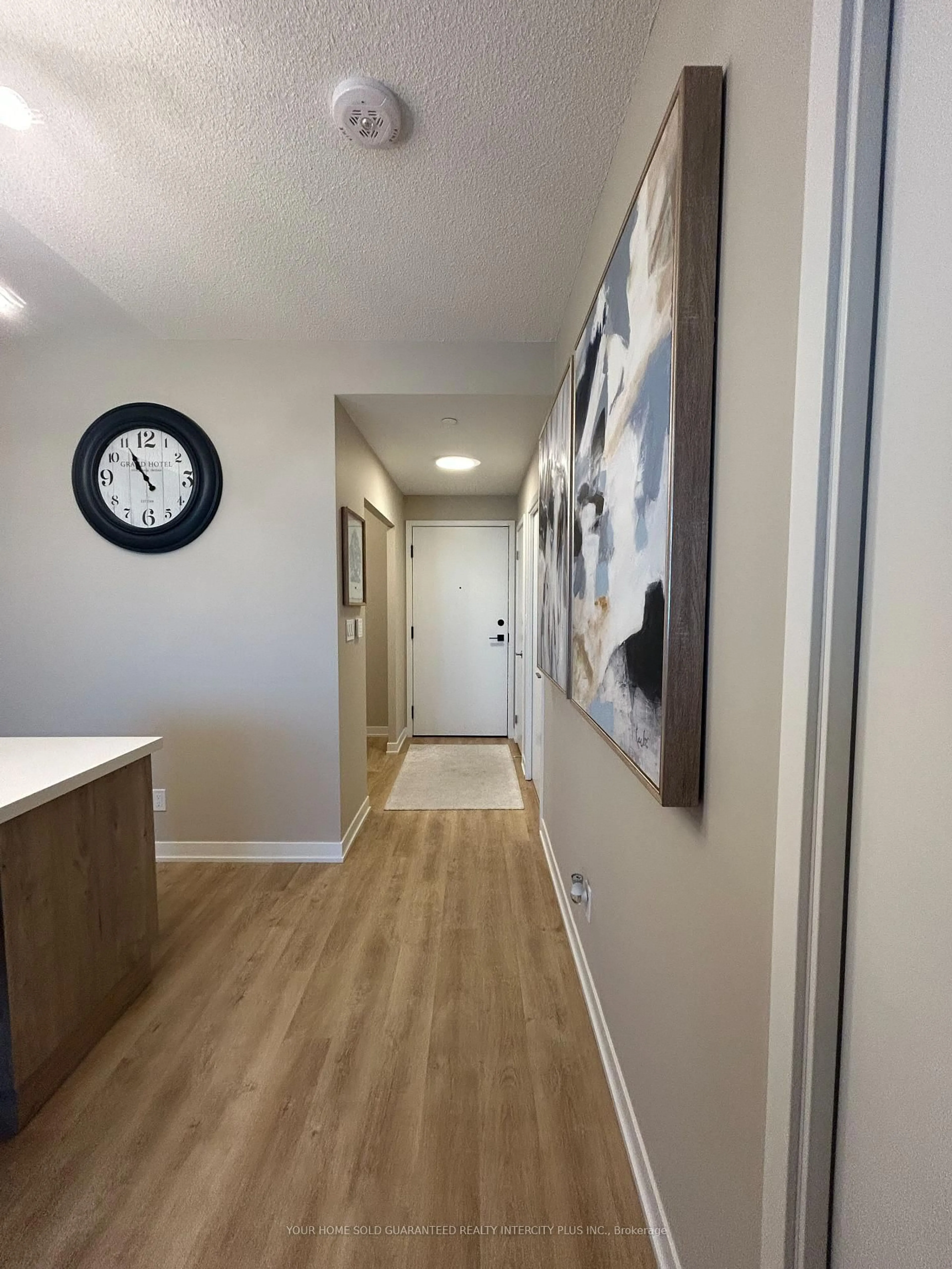 Indoor entryway for 292 Verdale Crossing #509, Markham Ontario L6G 0H6