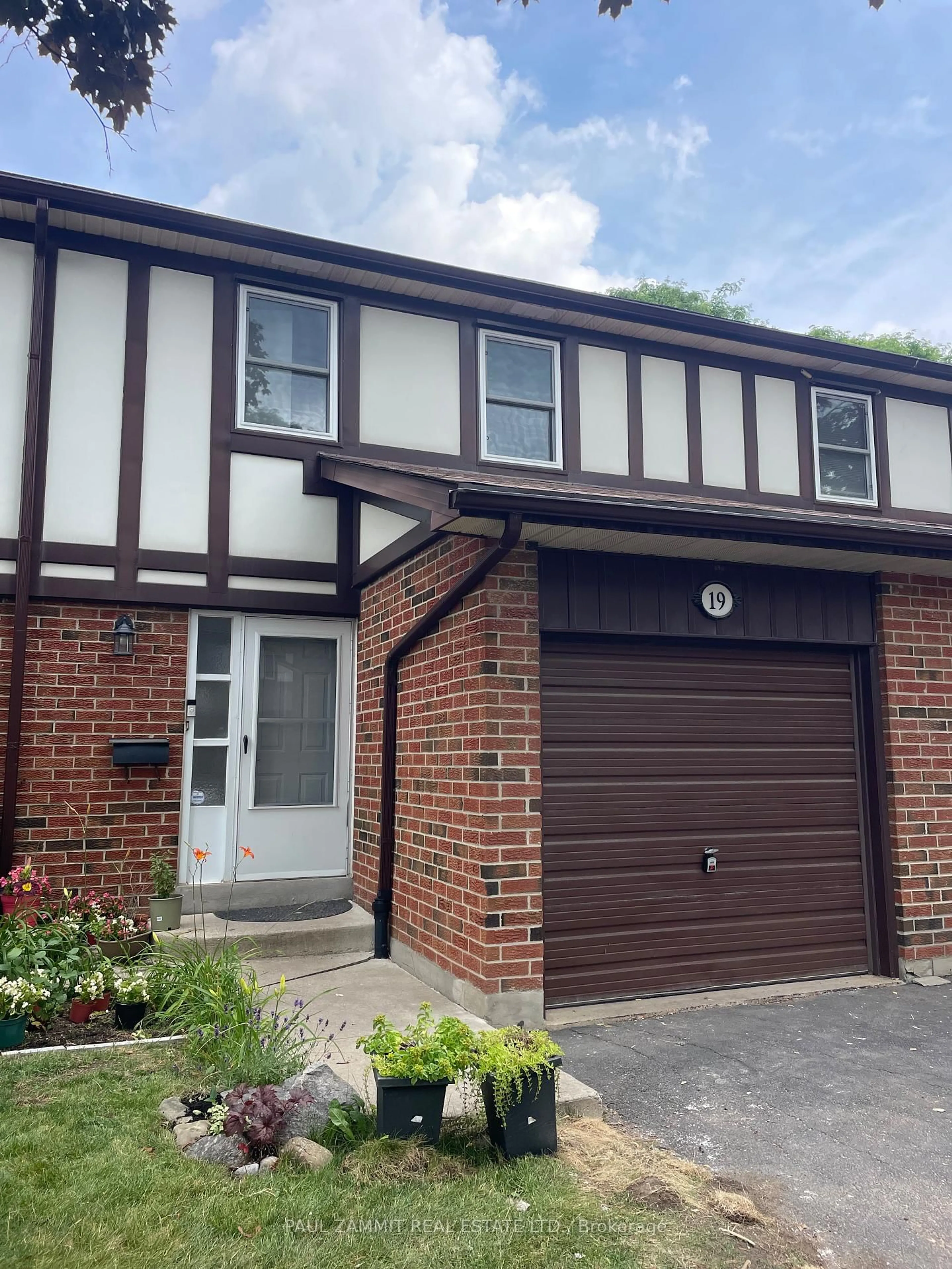 Home with brick exterior material, street for 19 Harris Way, Markham Ontario L3T 5A6