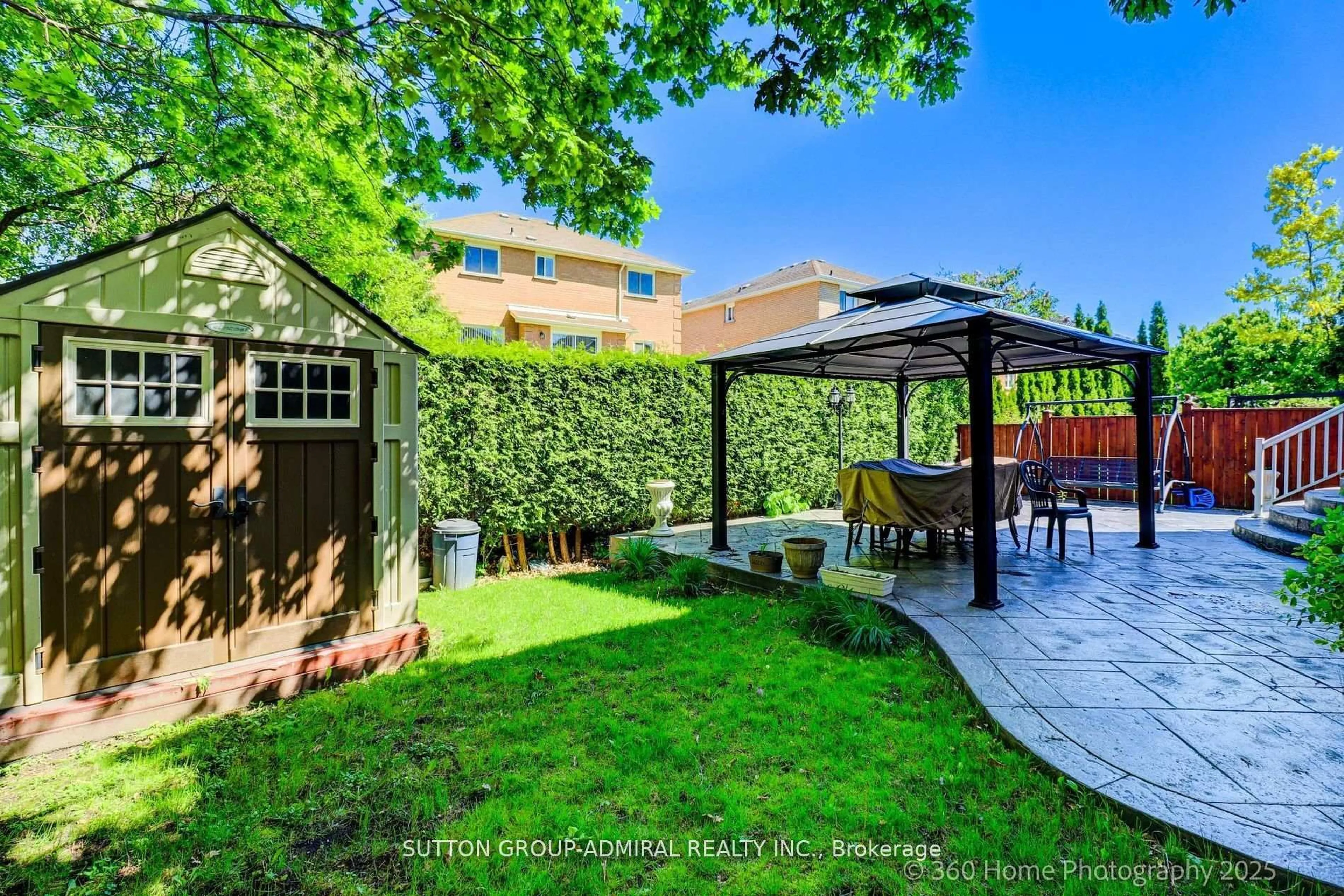 Patio, street for 22 Karta Crt, Vaughan Ontario L4L 9N3