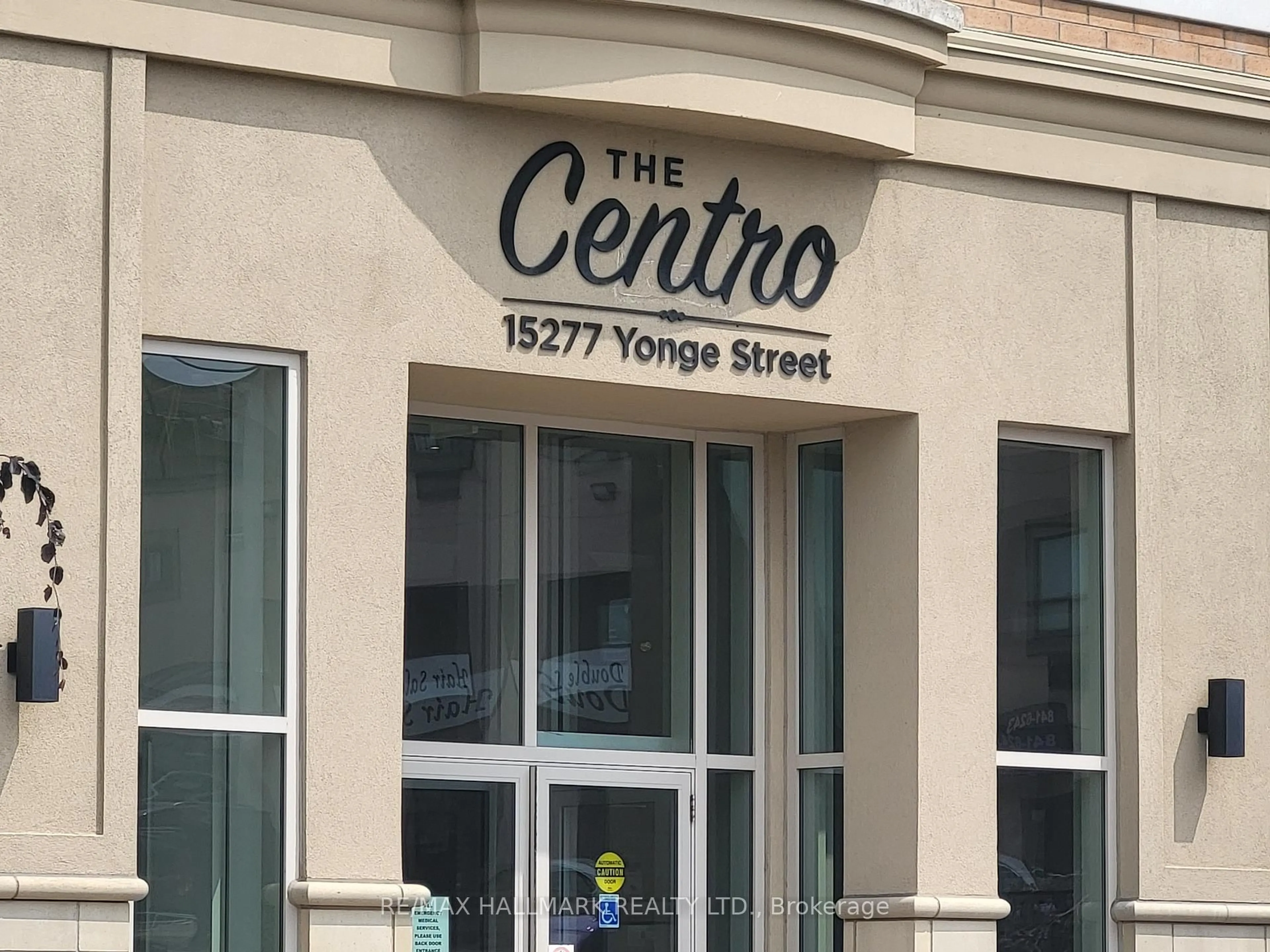 Unknown for 15277 Yonge St #607, Aurora Ontario L4G 1Y3