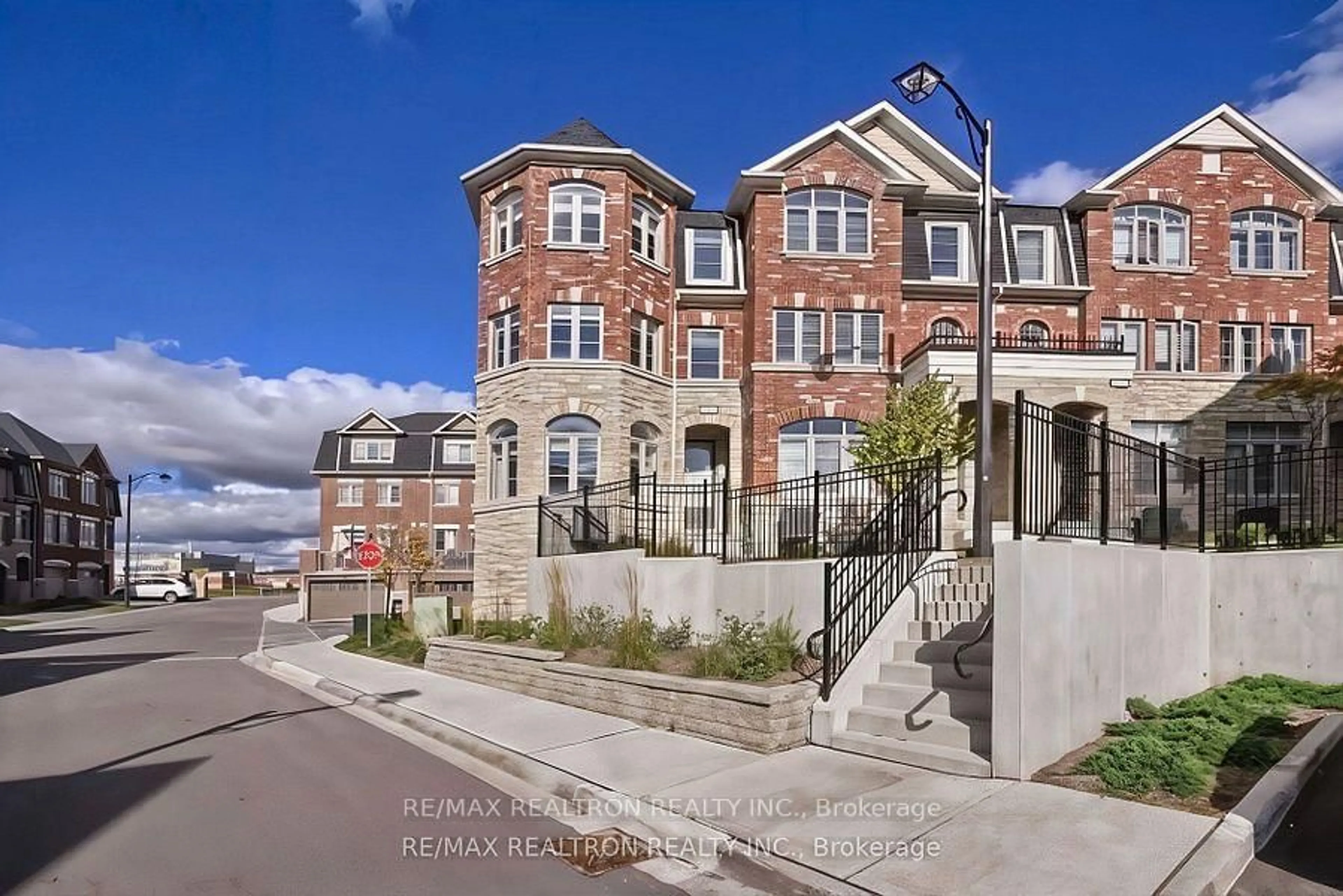 Home with brick exterior material, street for 1331 Major Mackenzie Dr #25, Vaughan Ontario L6A 4W4