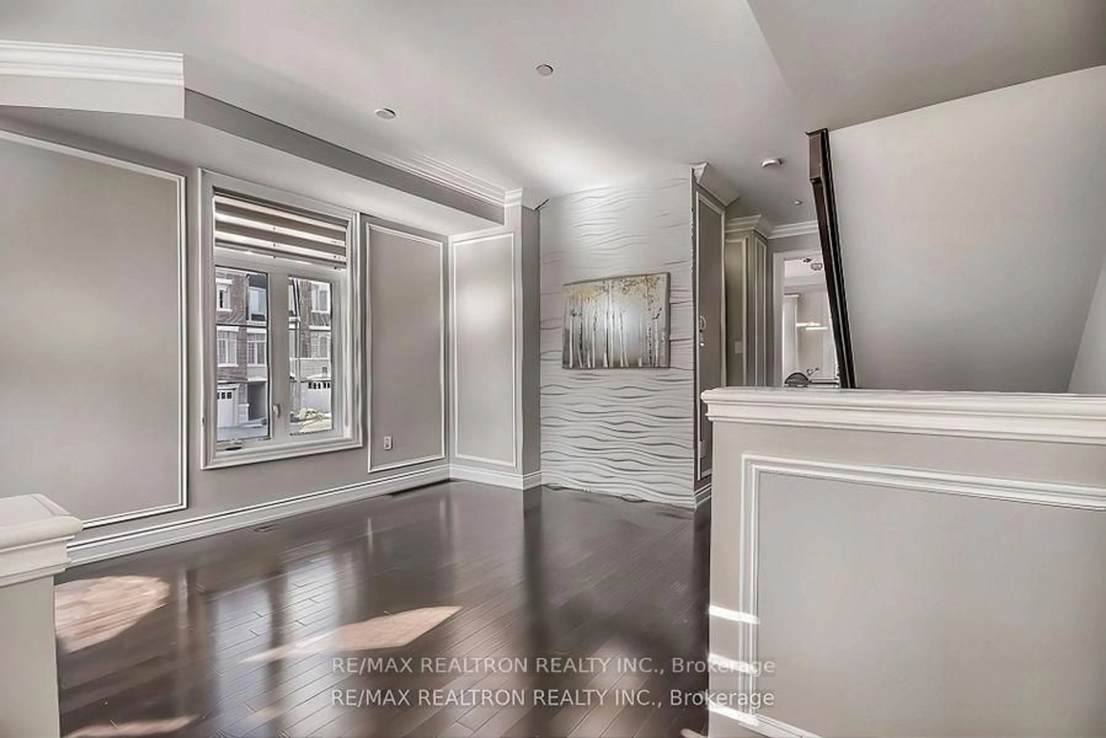 Indoor entryway for 1331 Major Mackenzie Dr #25, Vaughan Ontario L6A 4W4