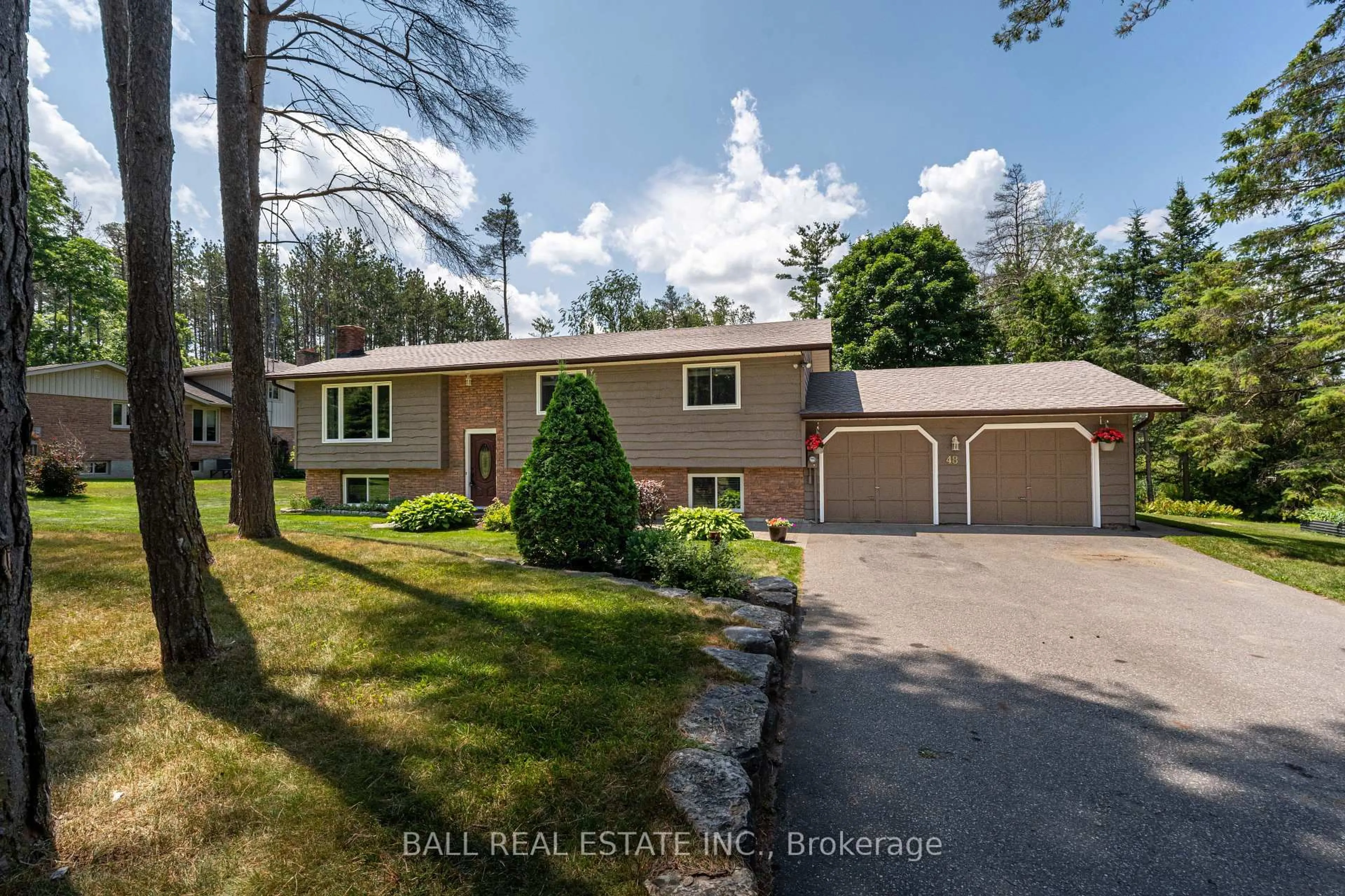 A pic from outside/outdoor area/front of a property/back of a property/a pic from drone, street for 48 Blackwater Rd, Brock Ontario L0C 1H0