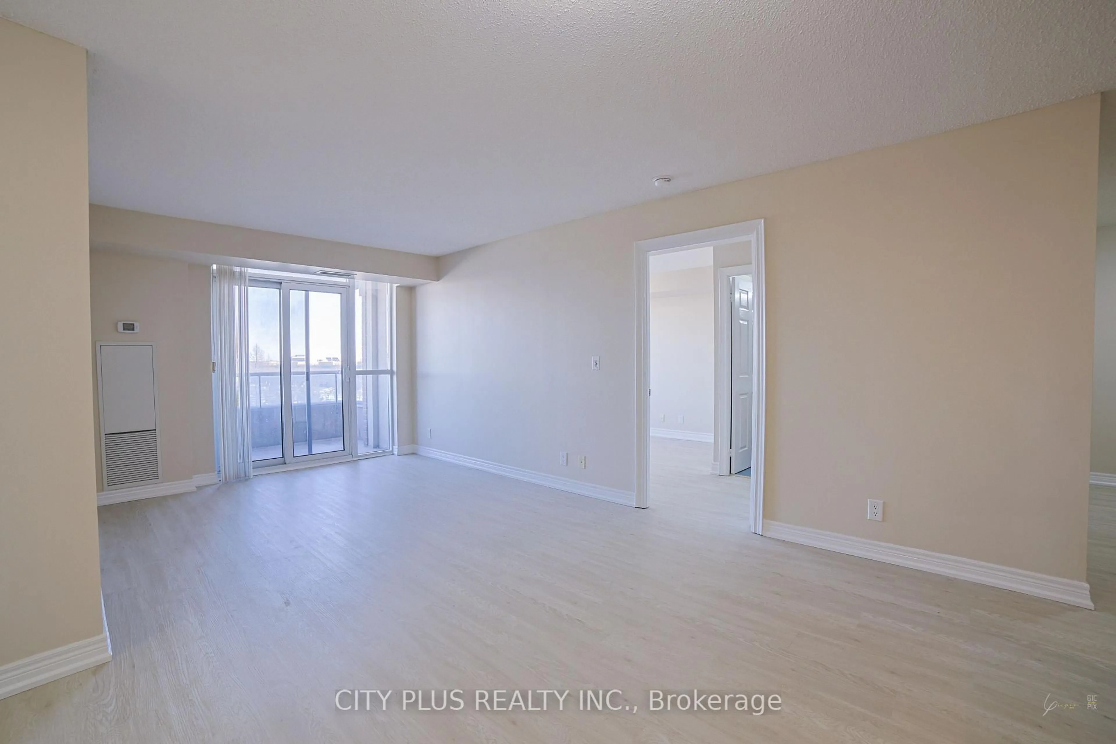 A pic of a room for 33 Cox Blvd #618, Markham Ontario L3R 8A6