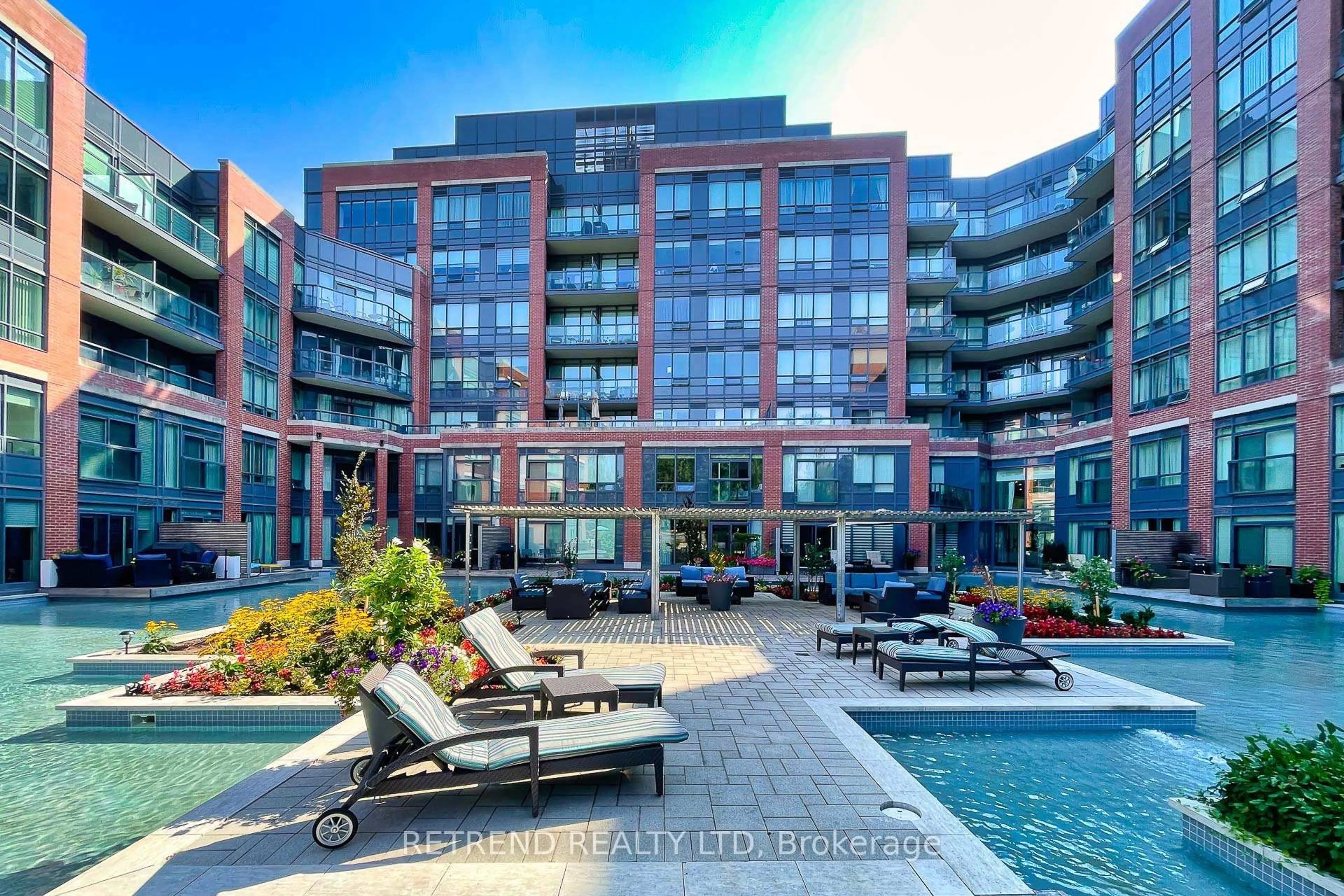 Patio, water/lake/river/ocean view for 7608 Yonge St #541, Vaughan Ontario L4J 0J5