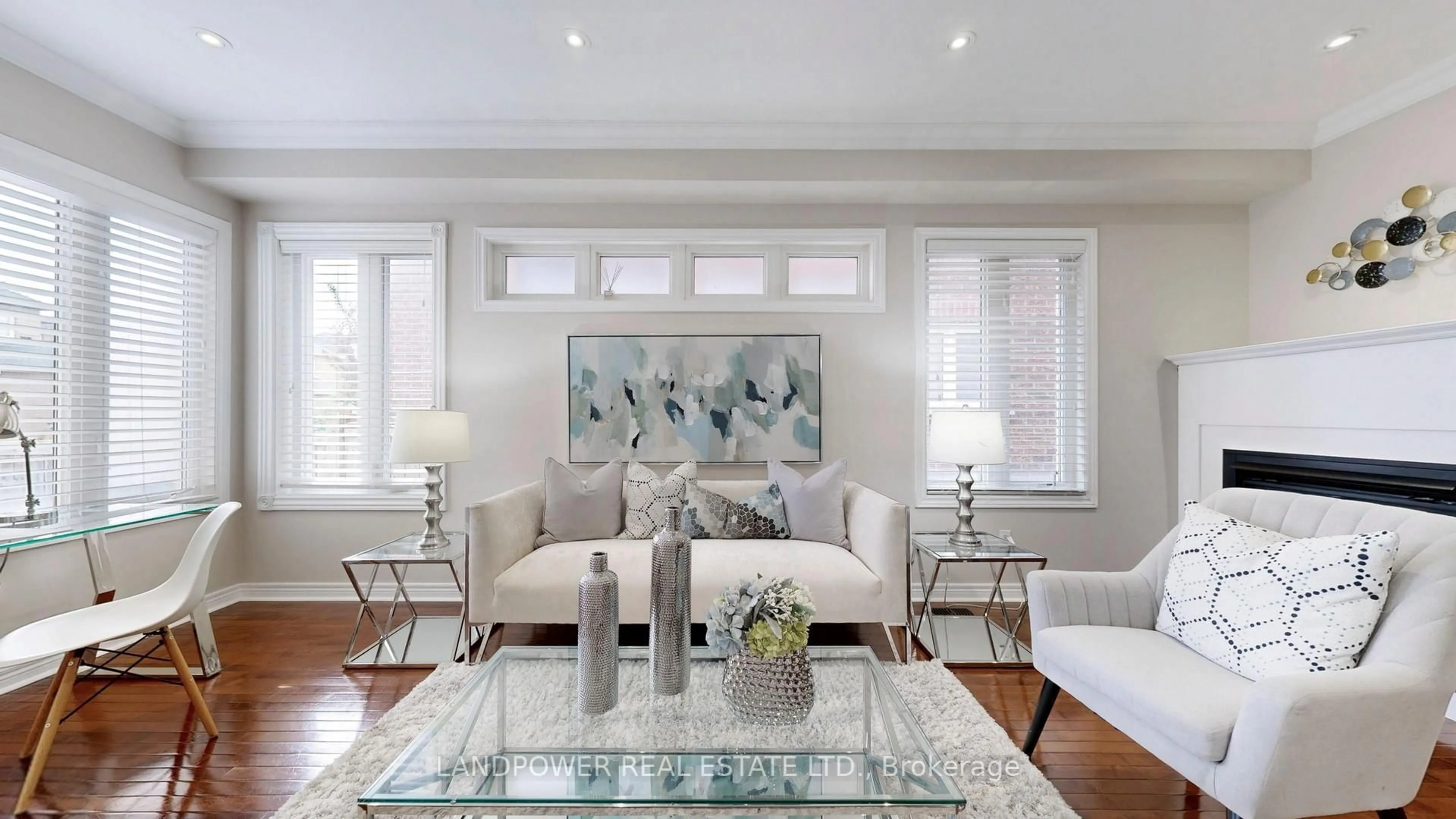 Living room with furniture, unknown for 19 Snowcreek St, Markham Ontario L6B 0K4