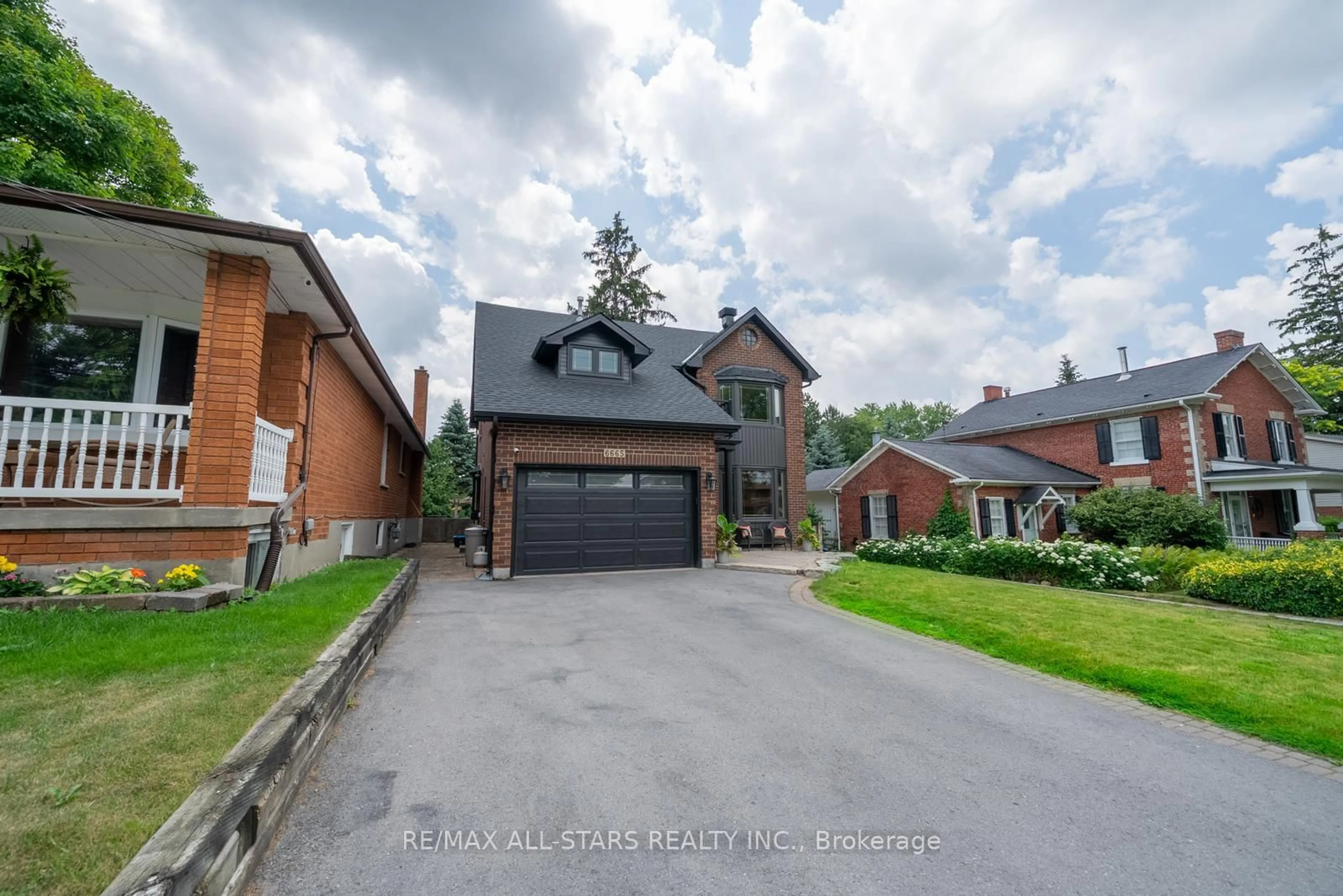 Home with brick exterior material, street for 6665 Main St, Whitchurch-Stouffville Ontario L4A 6B3